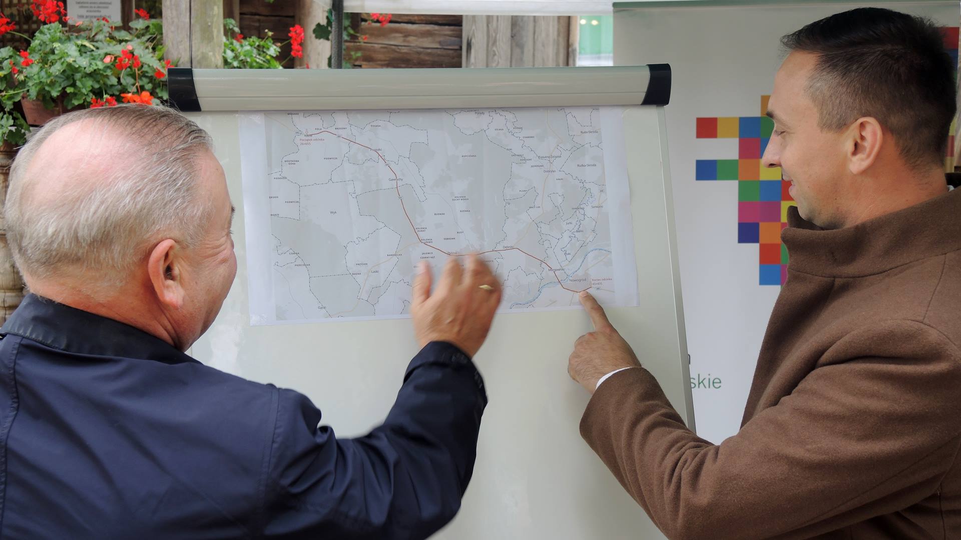 W Nowogrodzie przedstawiono projekt nowej ścieżki rowerowej