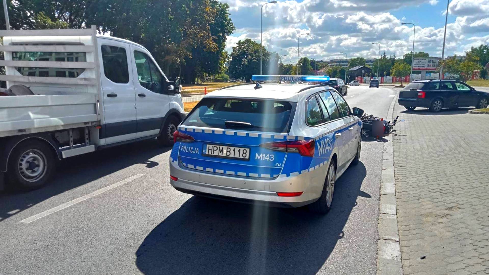 Wypadek w centrum Białegostoku - motocyklista trafił do szpitala