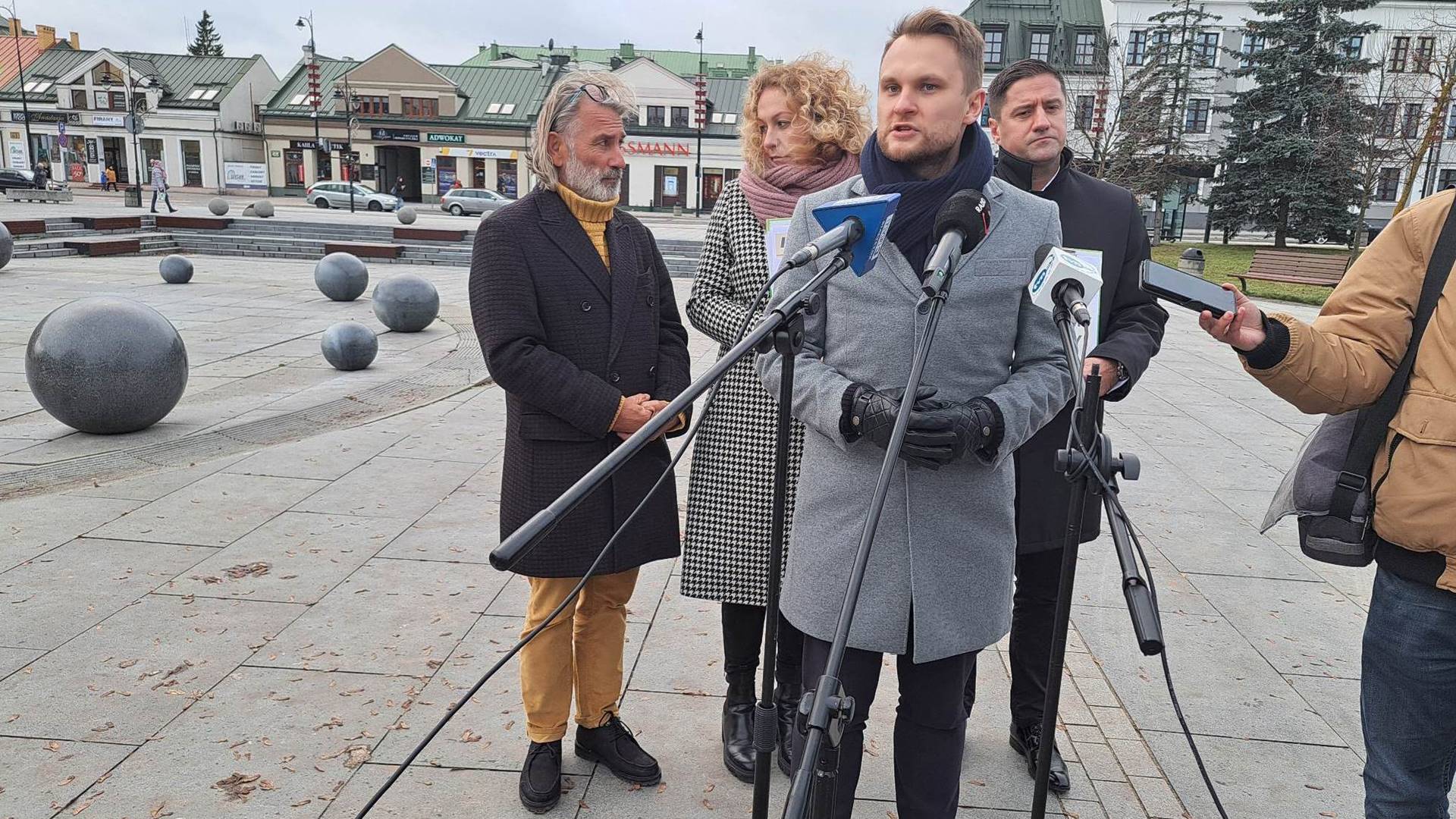 Działacze Platformy Obywatelskiej przypomnieli w Suwałkach o inicjatywie "Tak dla in vitro"