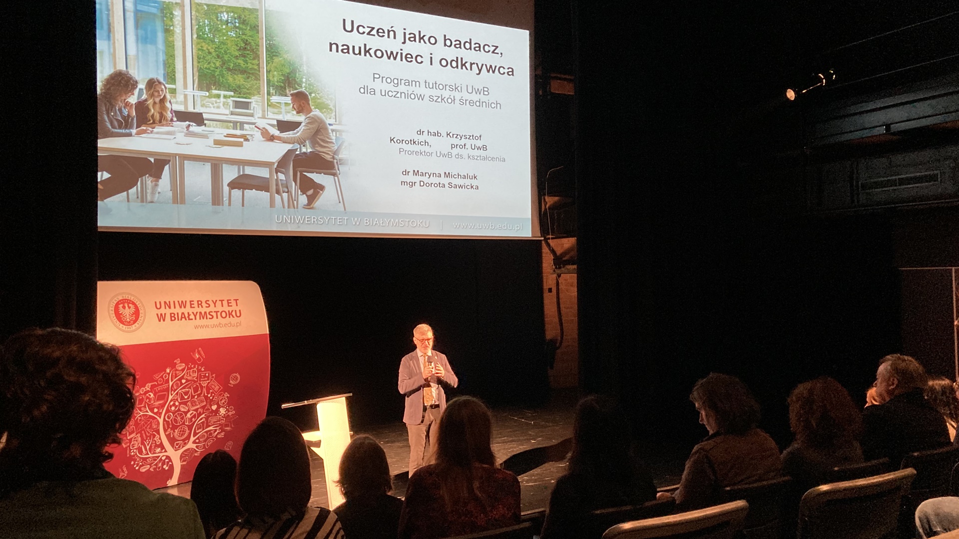 Prawie 30 uczniów z podlaskich szkół bierze udział w programie tutorskim UwB