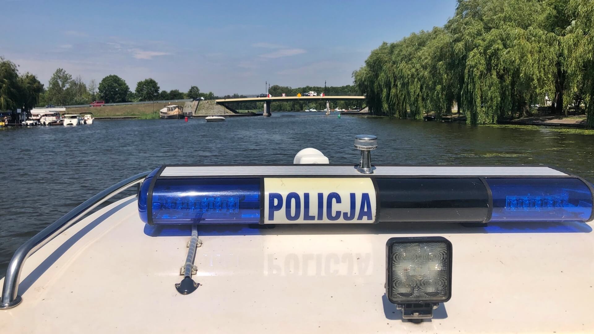 Dramatyczne sceny nad wodą. 15-latek wyciągnięty nieprzytomny z jeziora