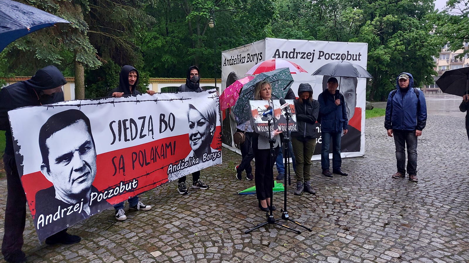 Białostocka akcja solidarnościowa z prześladowanymi liderami Związku Polaków na Białorusi