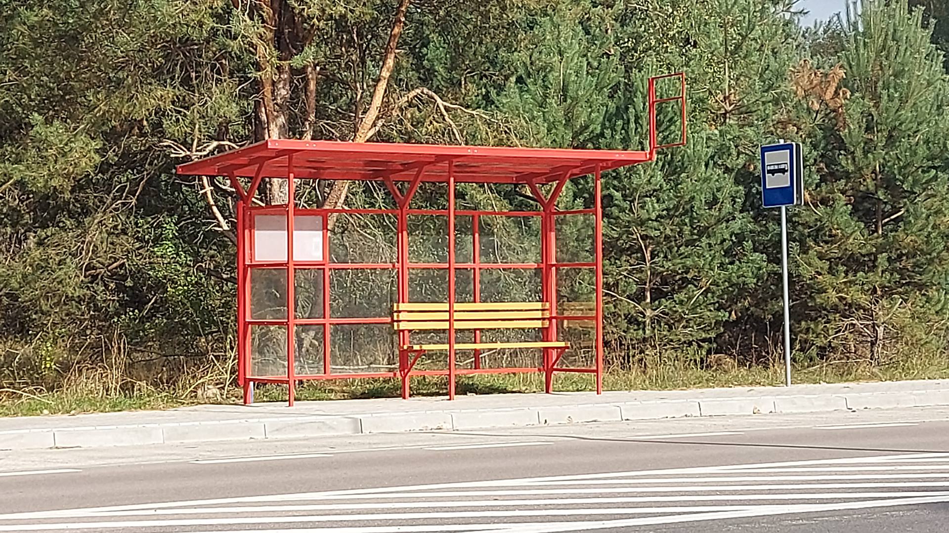 Mieszkańcy ul. 42 Pułku Piechoty w Białymstoku muszą iść kilkaset metrów na przystanek autobusowy