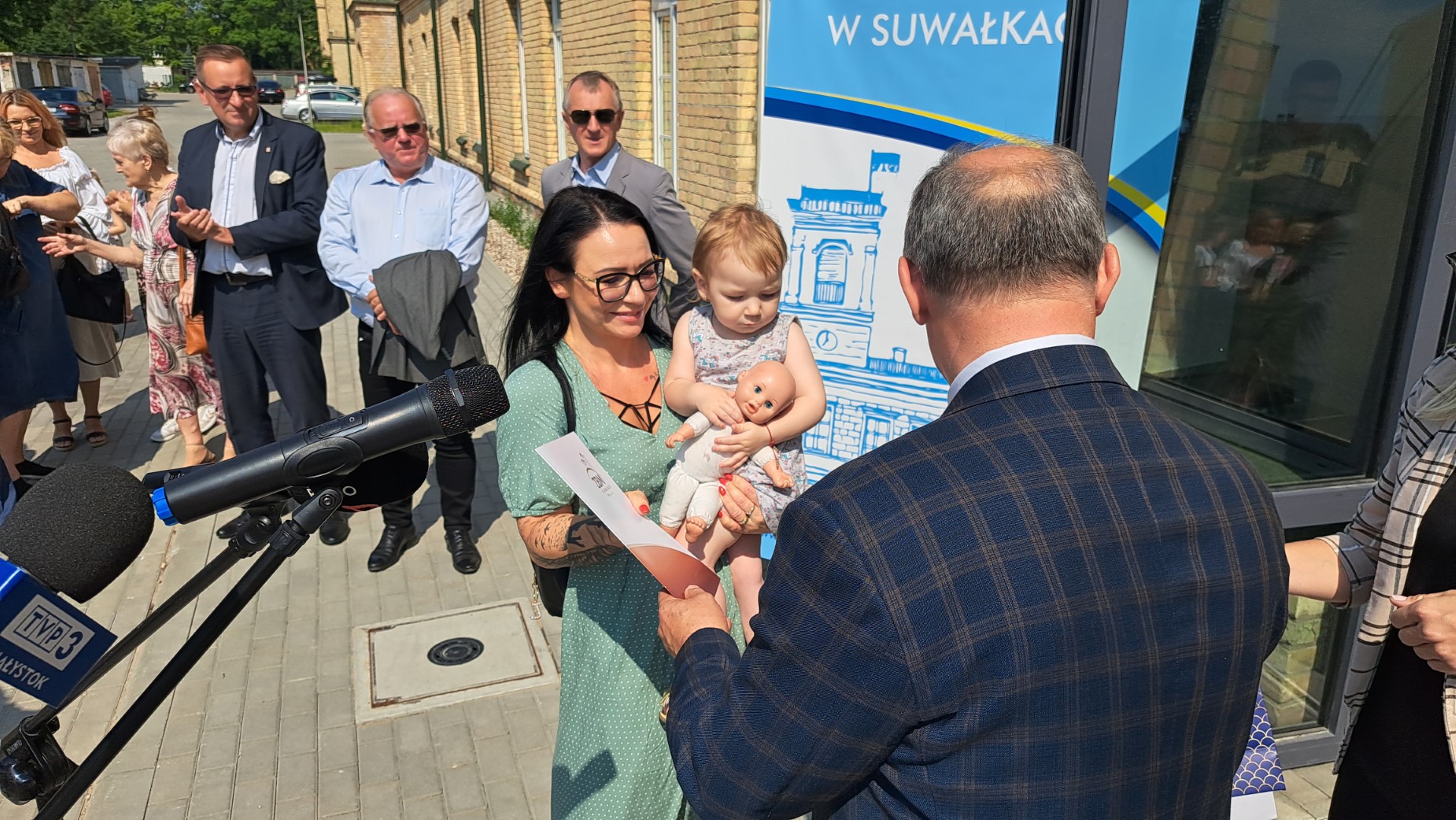 Suwalczanie odebrali klucze do nowych mieszkań komunalnych