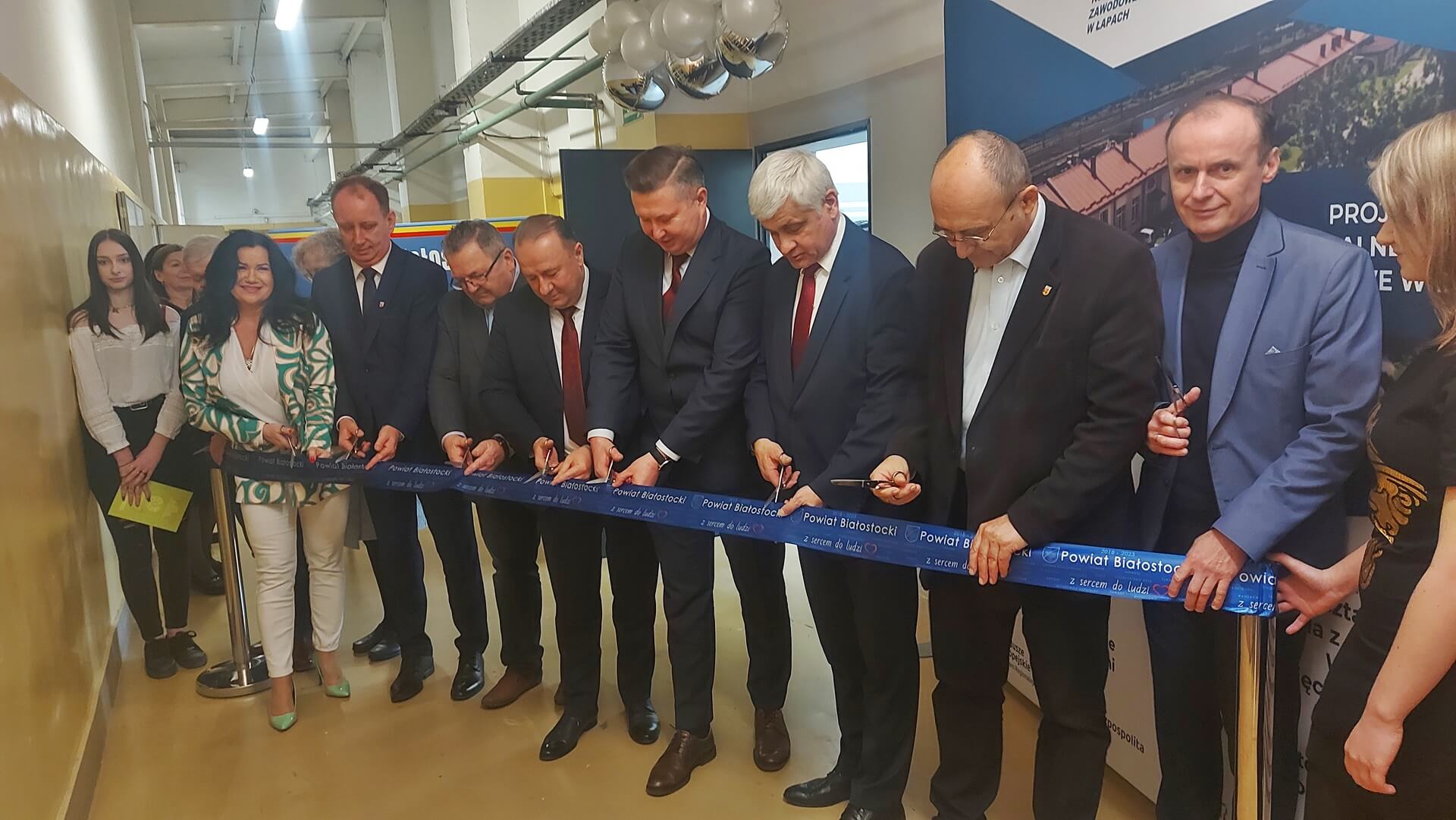 W Centrum Kształcenia Zawodowego w Łapach oficjalnie otwarto pracownię odnawialnych źródeł energii