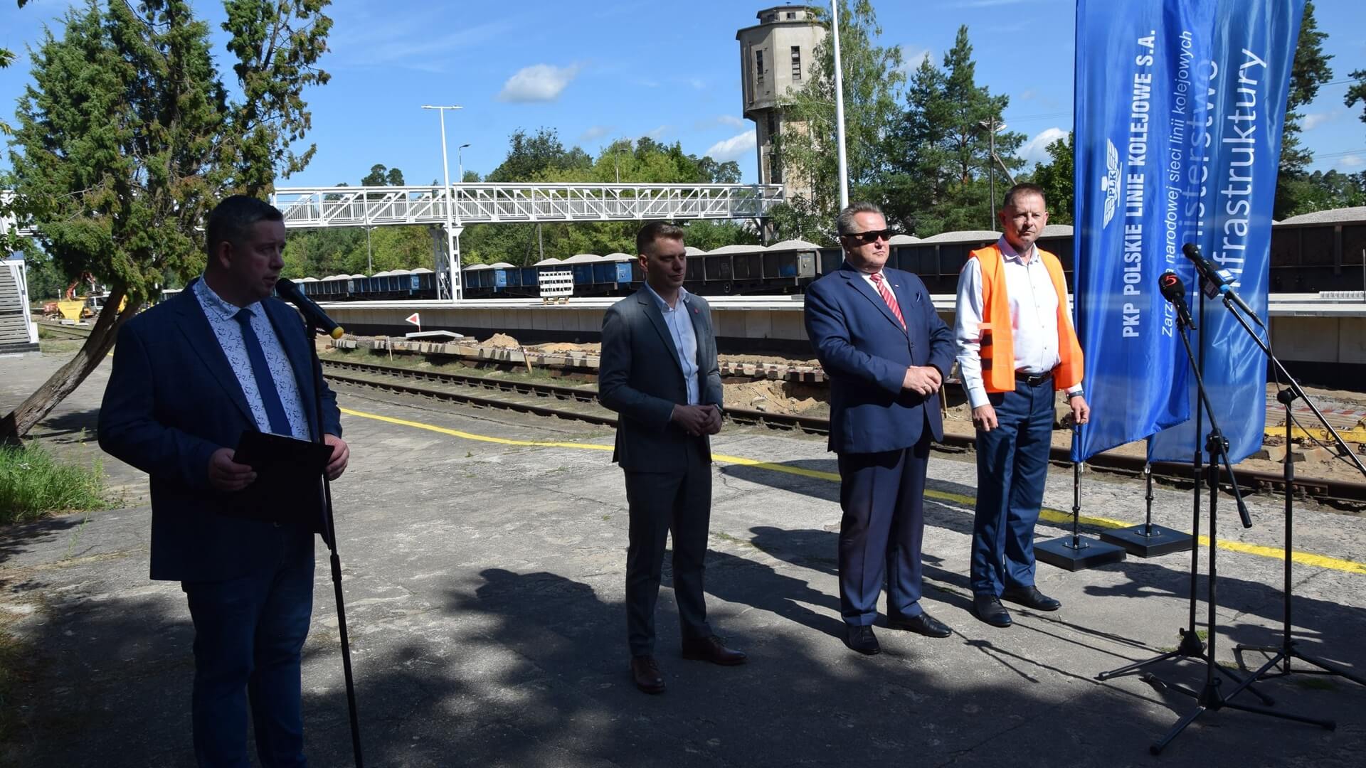 Mieszkańcy Augustowa oraz turyści będą mogli wkrótce korzystać z wyremontowanych peronów