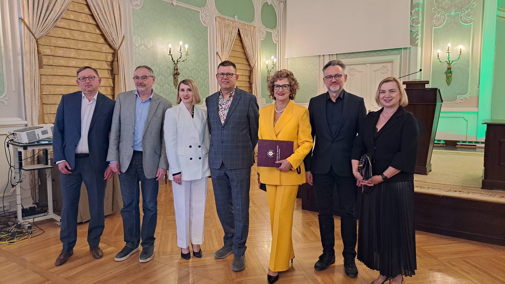 Białostoccy i lwowscy naukowcy pracują nad opracowaniem leku na raka piersi i żołądka