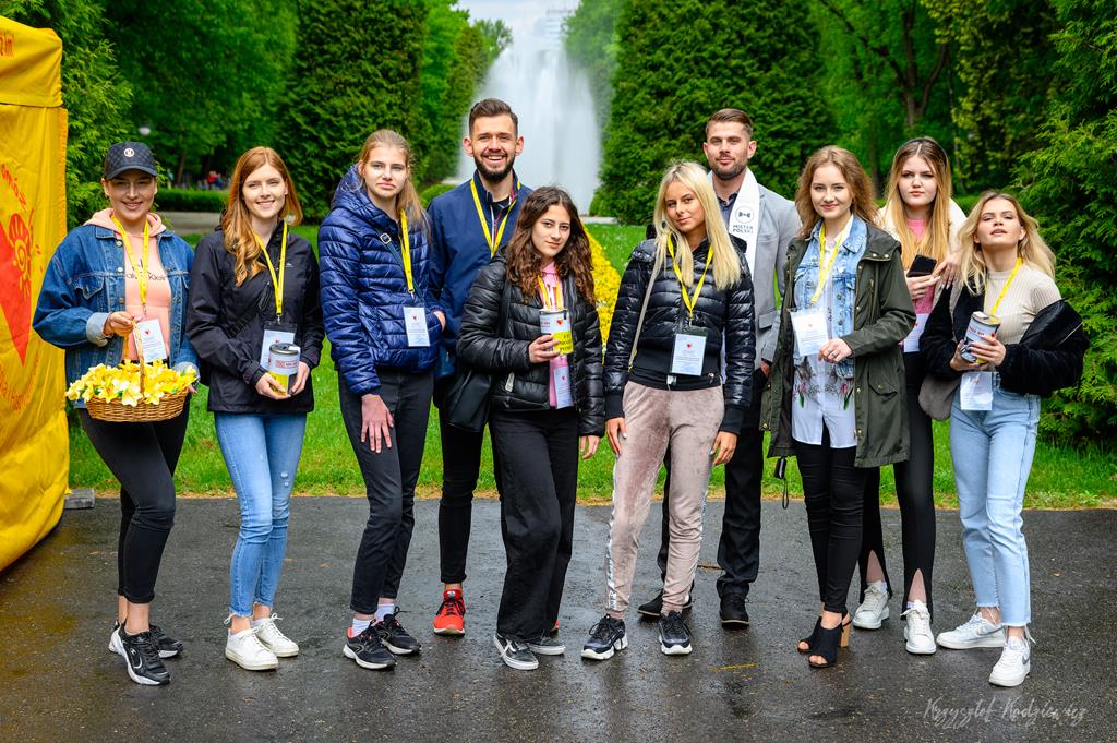 Zakończyła się finałowa kwesta "Pola Nadziei" - fundacja Pomóż Im zebrała ponad 38 tys. zł