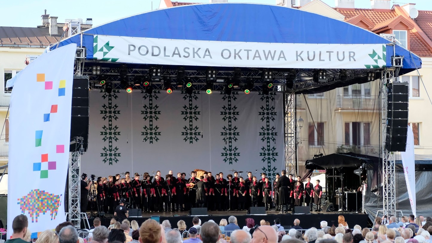 Podlaska Oktawa Kultur - co nam daje? I co daje tym, którzy tu przybywają?