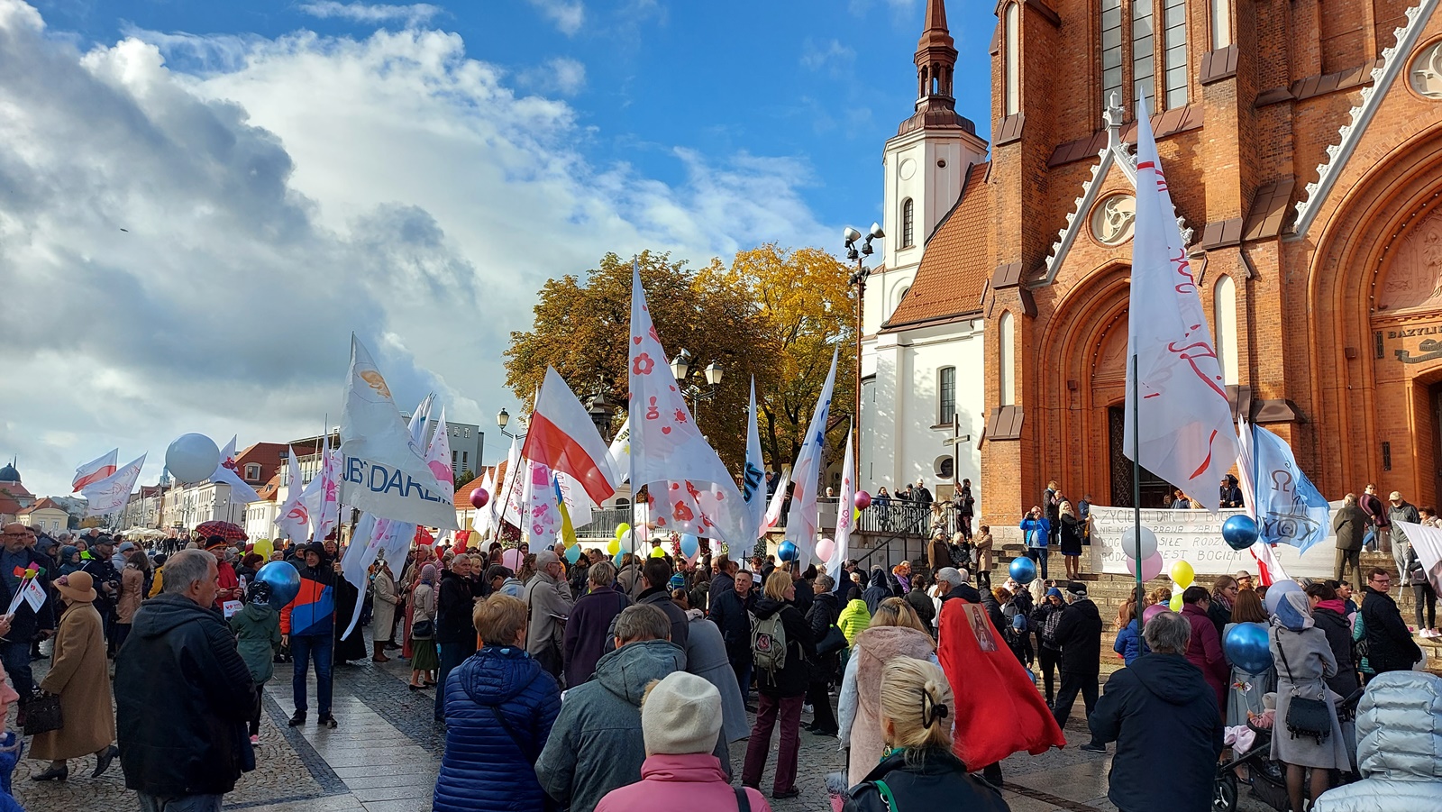 Ulicami Białegostoku przeszedł Podlaski Marsz dla Życia