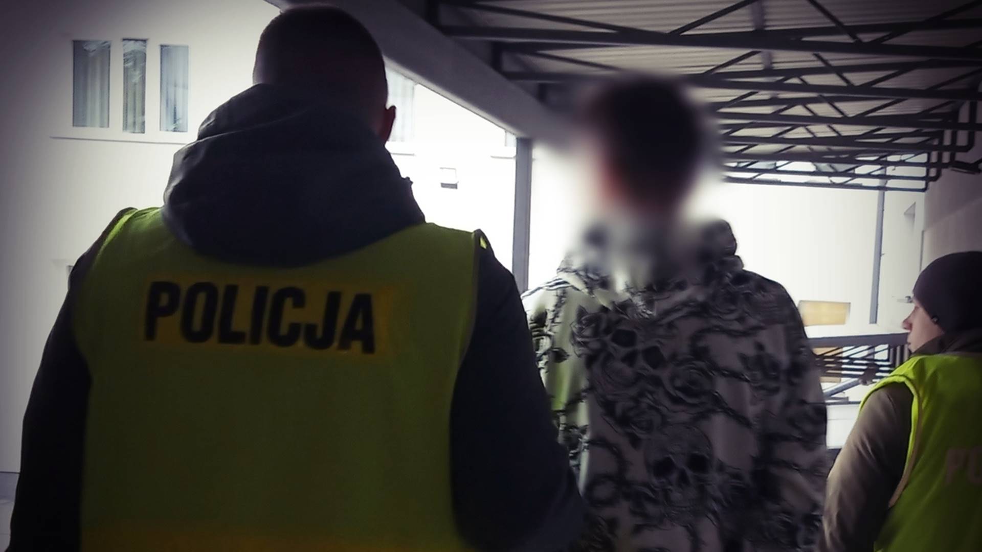 22-latek oszukał seniorkę, która przekazała mu ponad 30 tys. zł na ratowanie córki