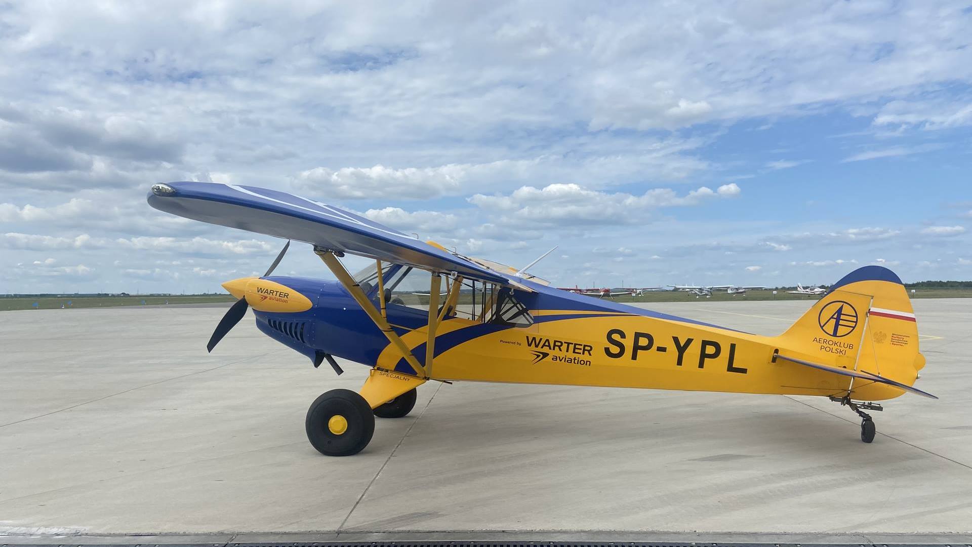 Impreza "Odlotowe Suwałki" Air Show 2023 przyciągnęła wielu pasjonatów lotnictwa