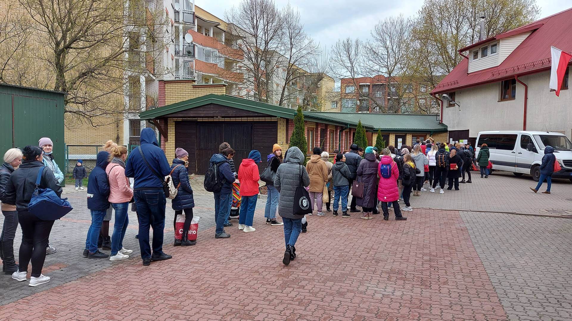Białostoczanie wciąż przekazują dary dla Ukraińców, ale pomoc jest mniejsza niż przed miesiącem