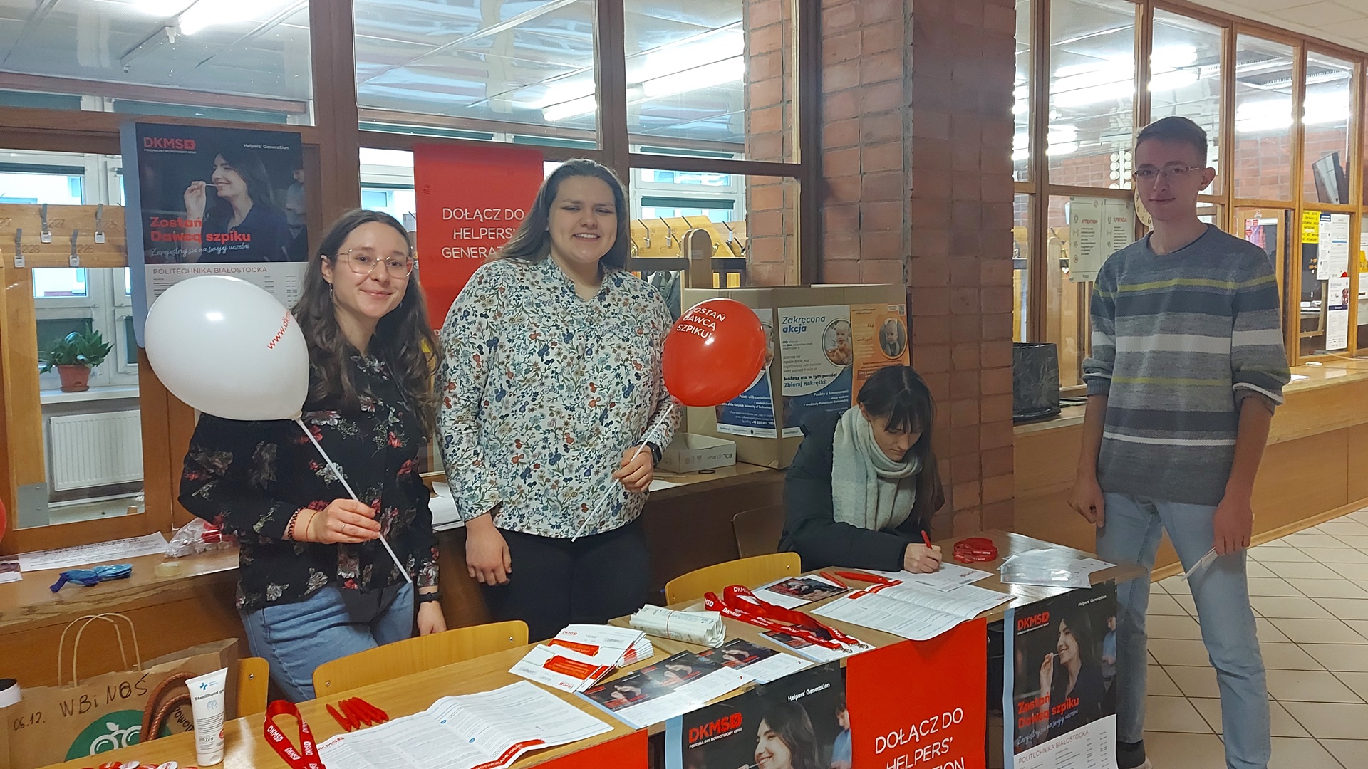 Białostoccy studenci szukają genetycznych bliźniaków. Trwa akcja rejestracji dawców szpiku