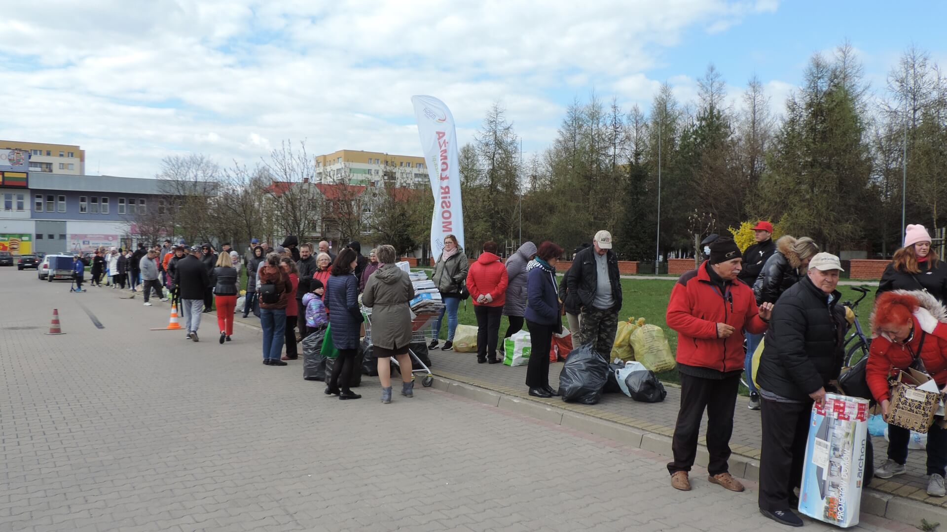 "Ekologia za sadzonkę" na Dzień Ziemi