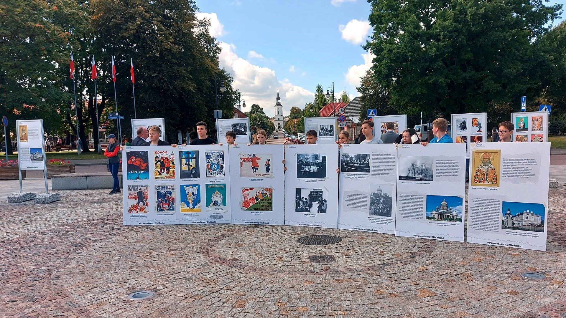 W Supraślu otwarto wystawę "Zbrodnie komunistyczne wobec Cerkwi Prawosławnej"