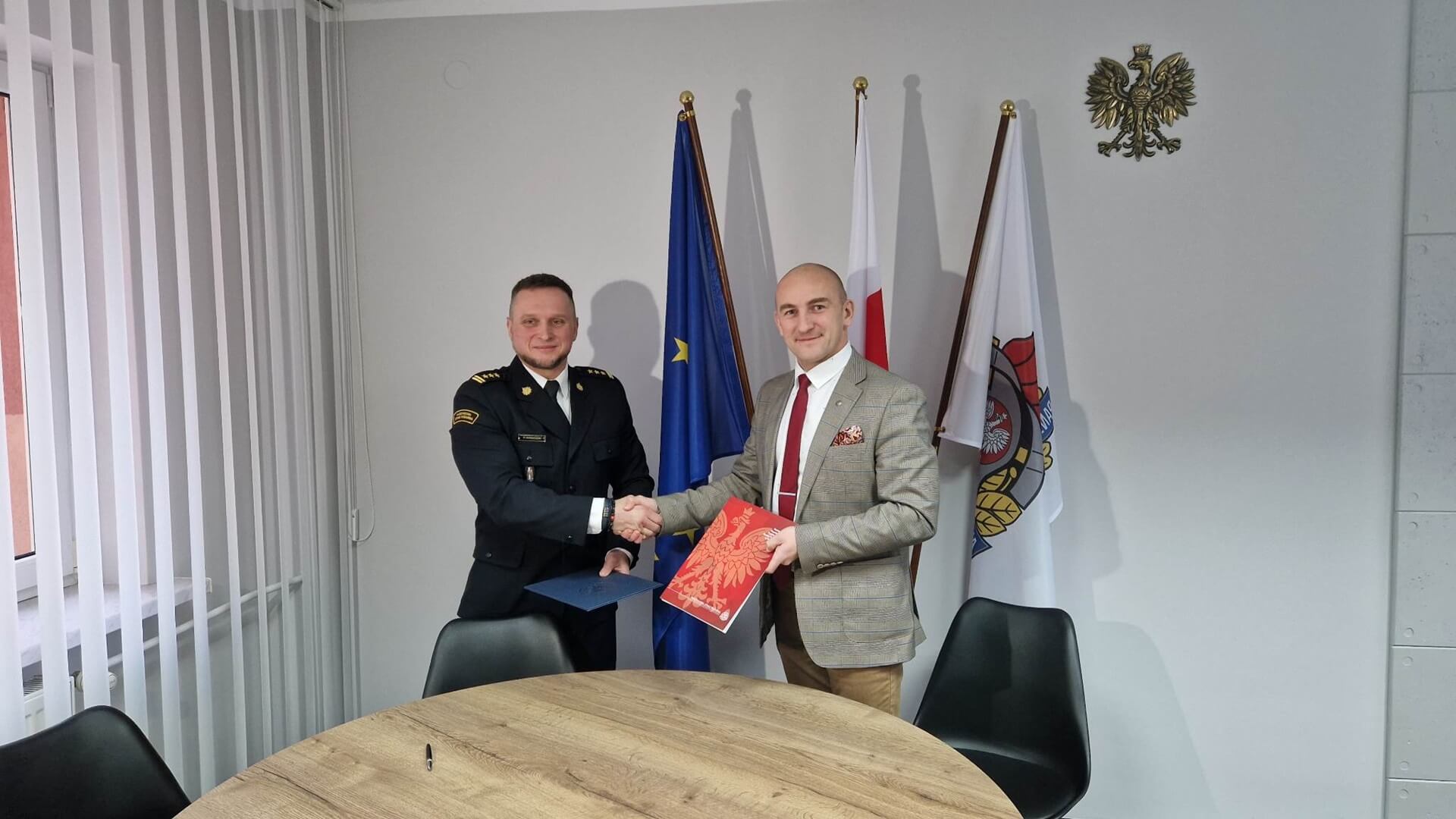 Odział IPN w Białymstoku i strażacy z Hajnówki nawiązali współpracę