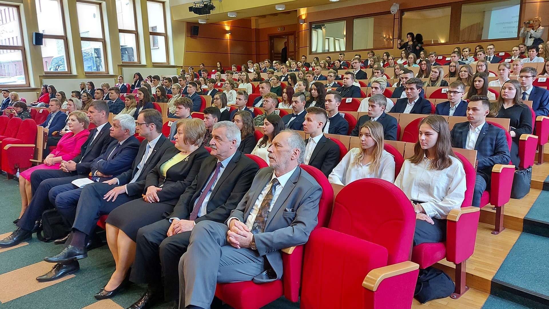 Region: Ponad 170 uczniów ze Stypendium Prezesa Rady Ministrów