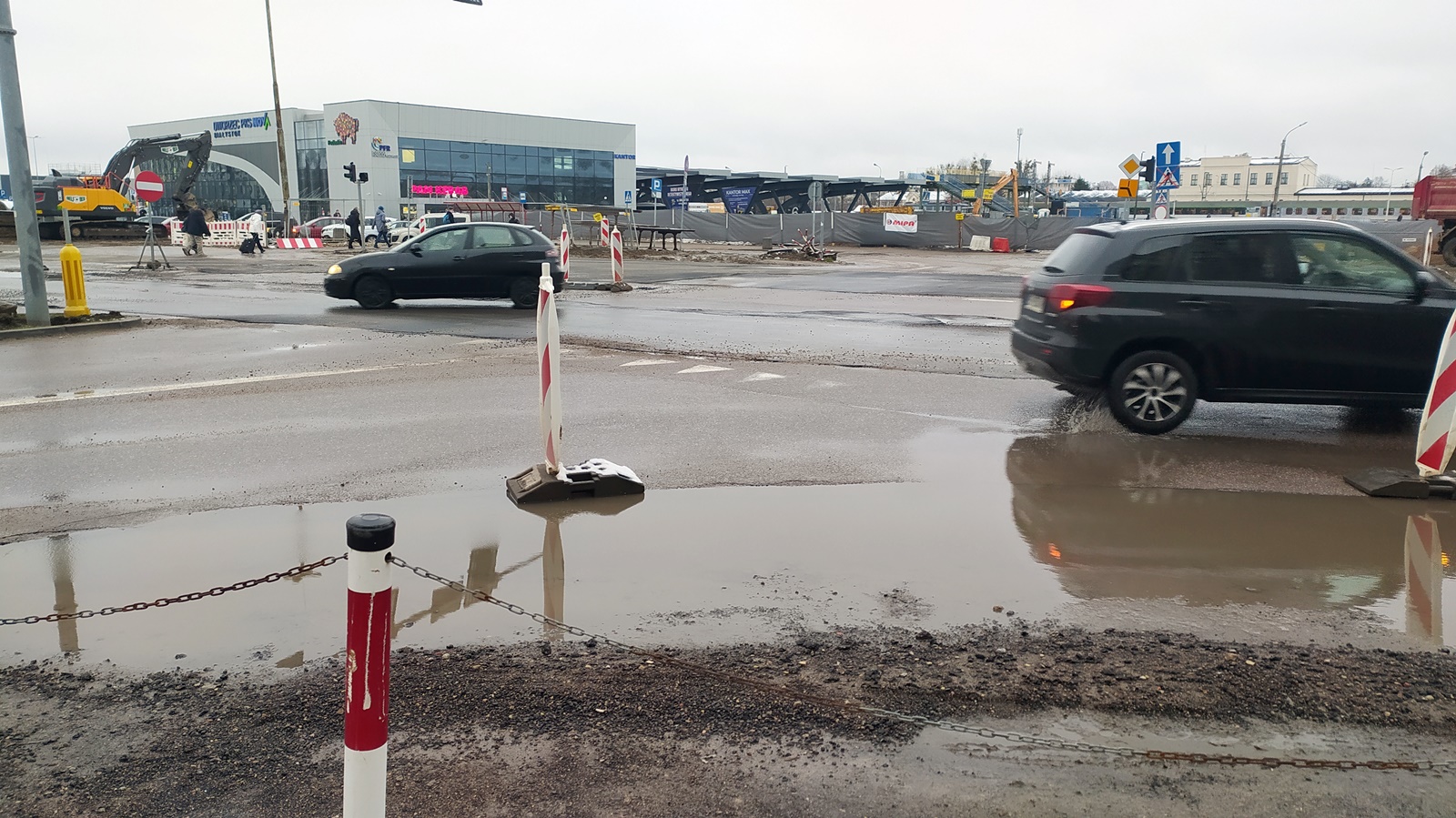 Prace drogowe przy białostockim dworcu PKS uciążliwe dla kierowców - od poniedziałku zmiana organizacji ruchu