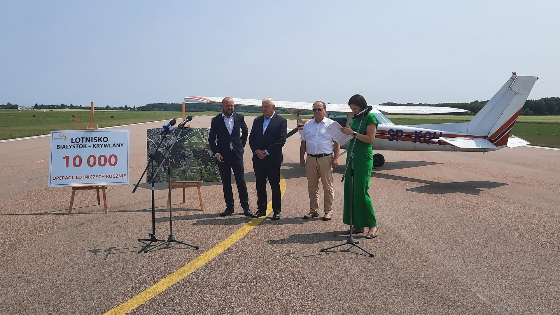Prezydent Białegostoku wystąpił z wnioskiem o umożliwienie wycinki lasu przy lotnisku na Krywlanach
