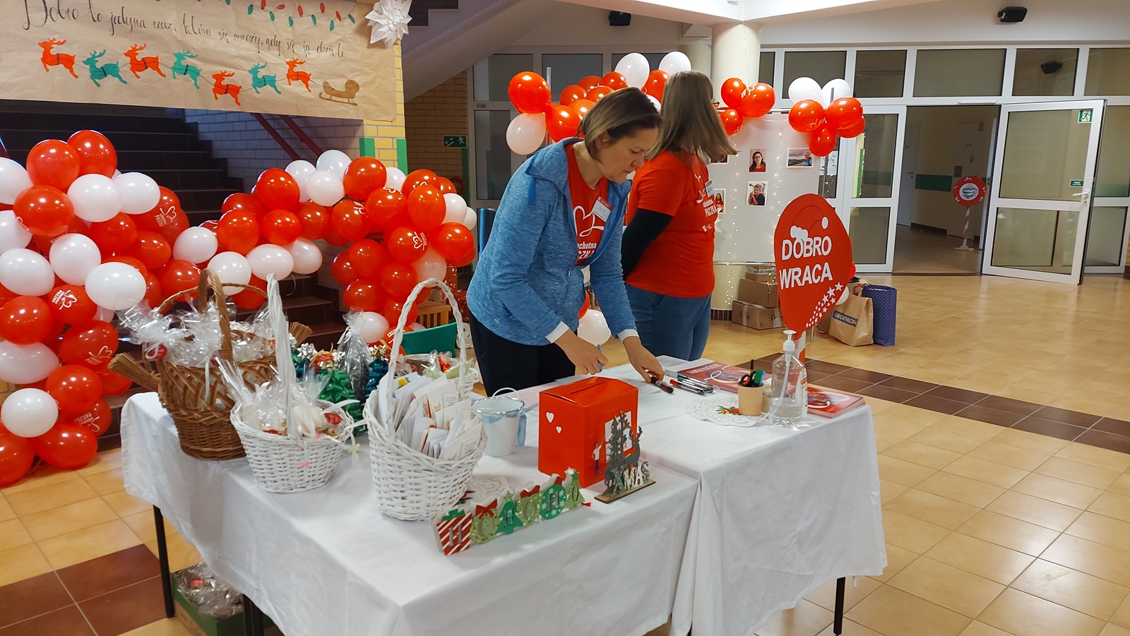 Do ponad 430 podlaskich rodzin trafią prezenty ufundowane przez darczyńców - w całym kraju trwa "Weekend cudów"