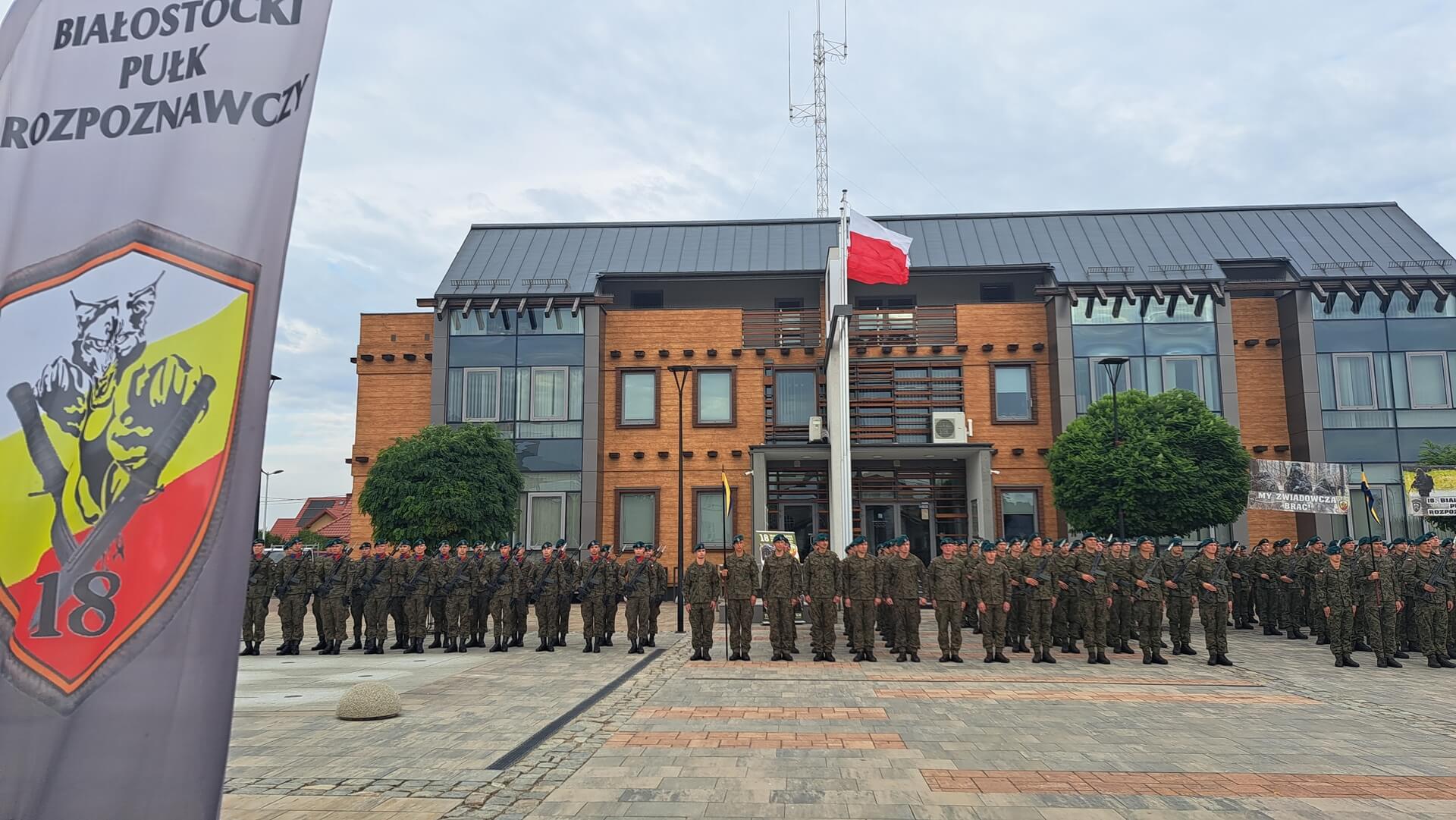 Prawie 130 osób złożyło przysięgę wojskową w Czarnej Białostockiej