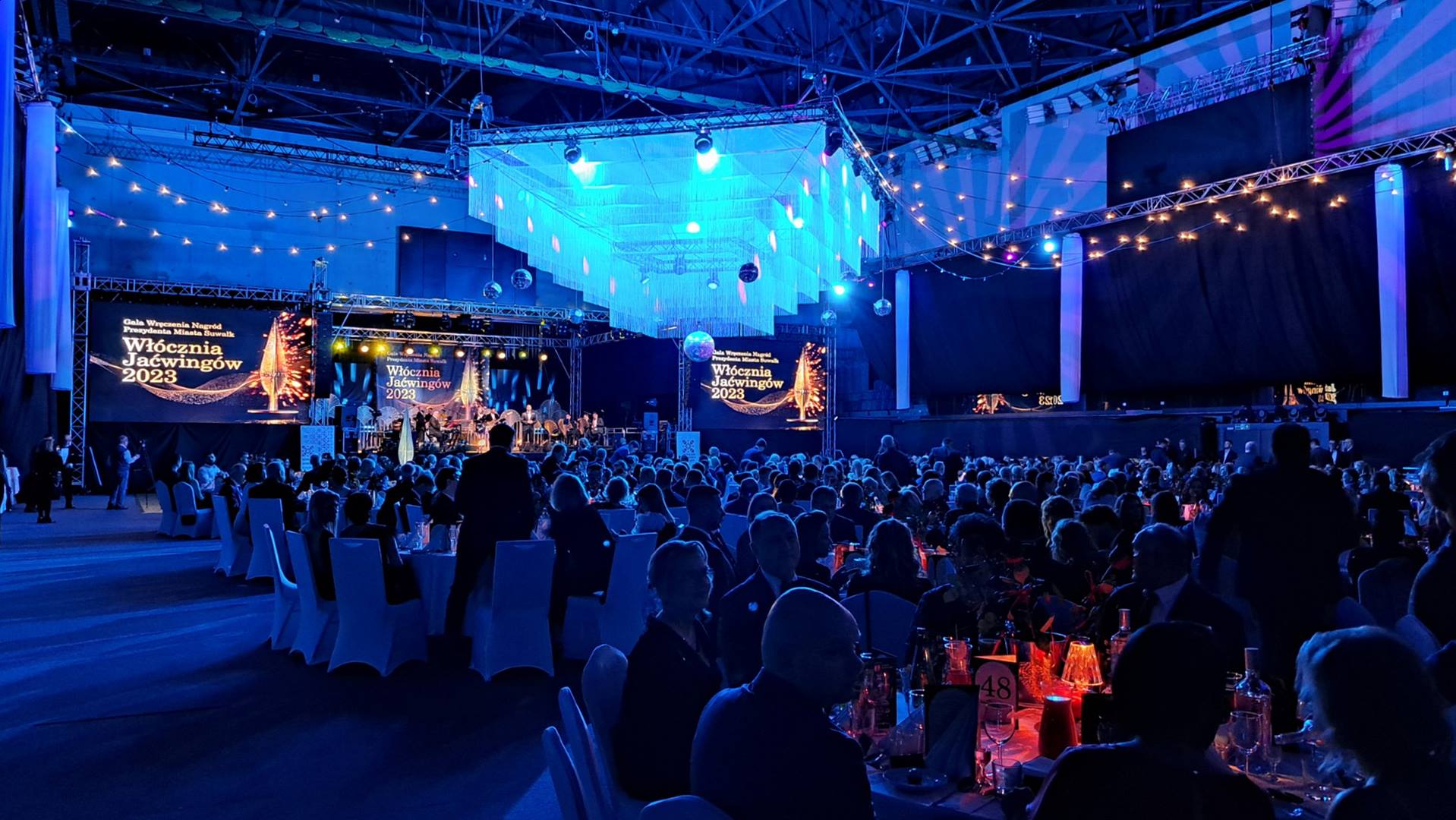 Prezydent Suwałk wręczył Włócznie Jaćwingów - nagrody trafiły do pięciu zasłużonych dla miasta osób i instytucji