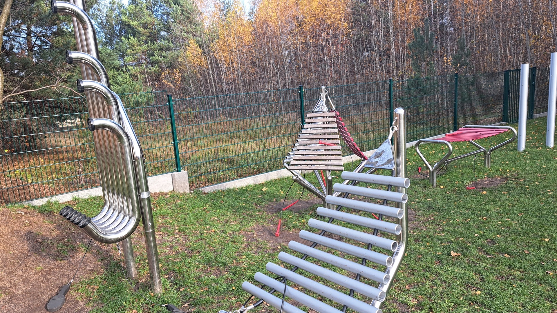 Nietypowy plac zabaw działa na białostockim osiedlu Jaroszówka