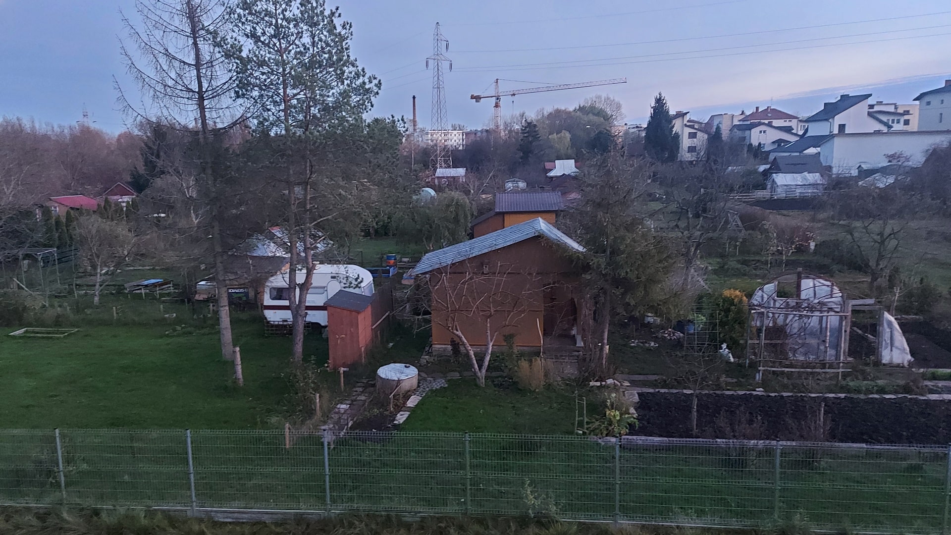 Działkowcy z ogrodu im. Słowackiego w Białymstoku nie zgadzają się na zamianę części działek w pas zieleni