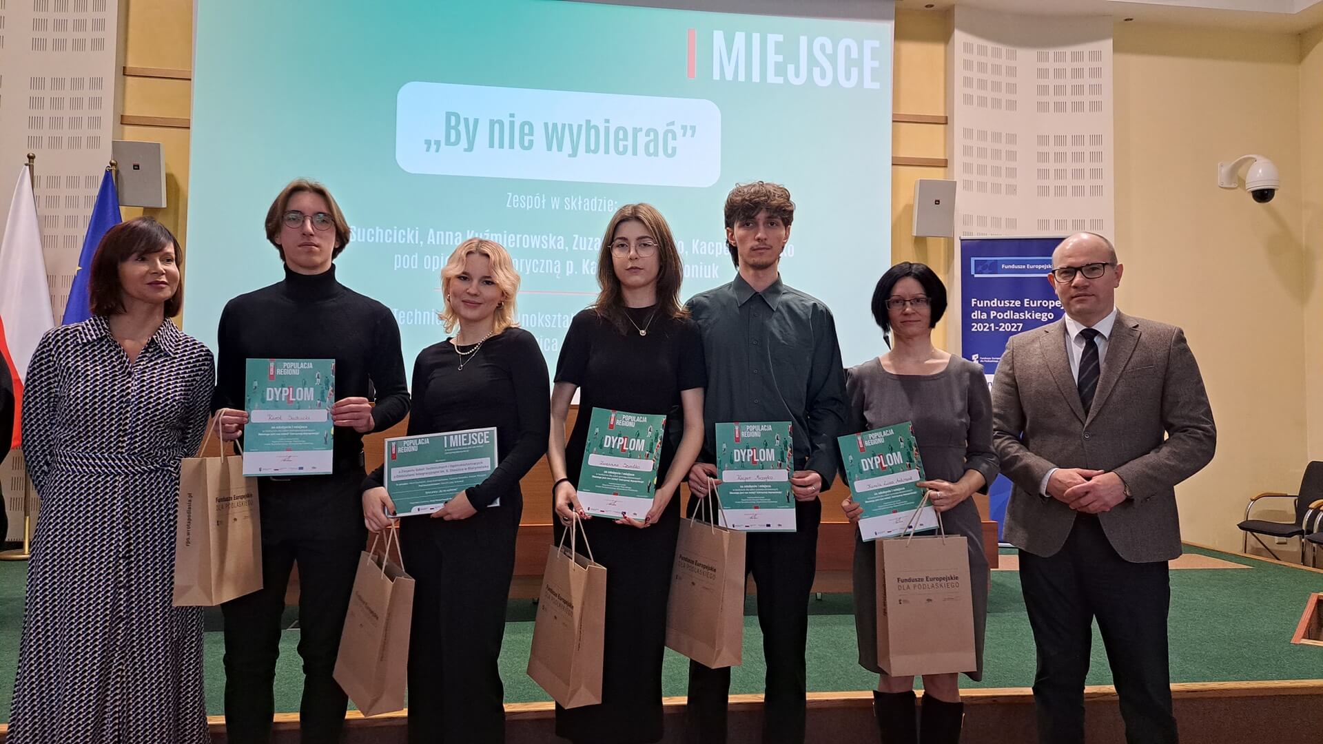 Uczniowie podlaskich szkół wskazali problemy, które ich zdaniem wpływają na wyludnianie się regionu