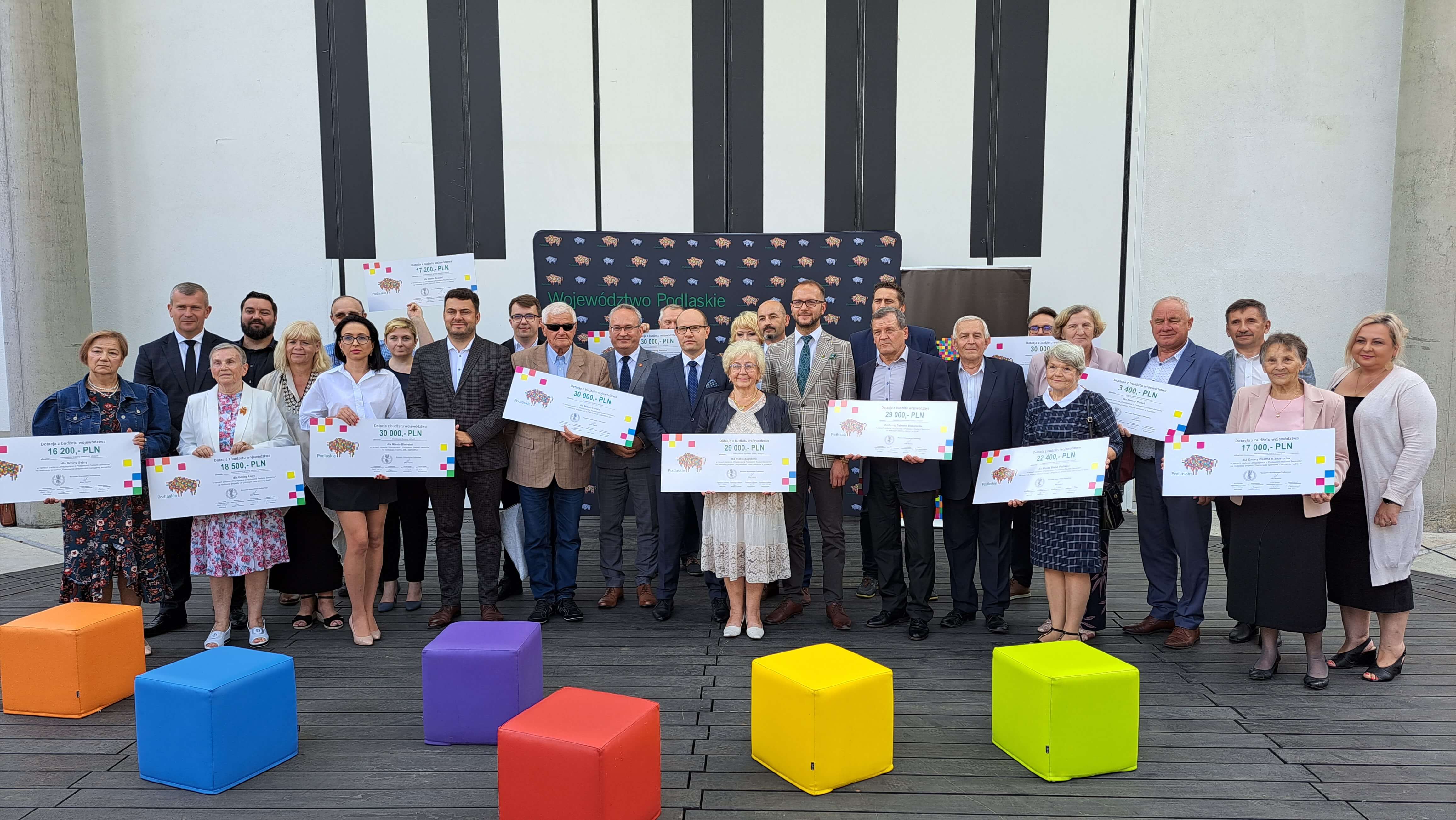 300 tysięcy złotych od Urzędu Marszałkowskiego na działalność rad seniorów