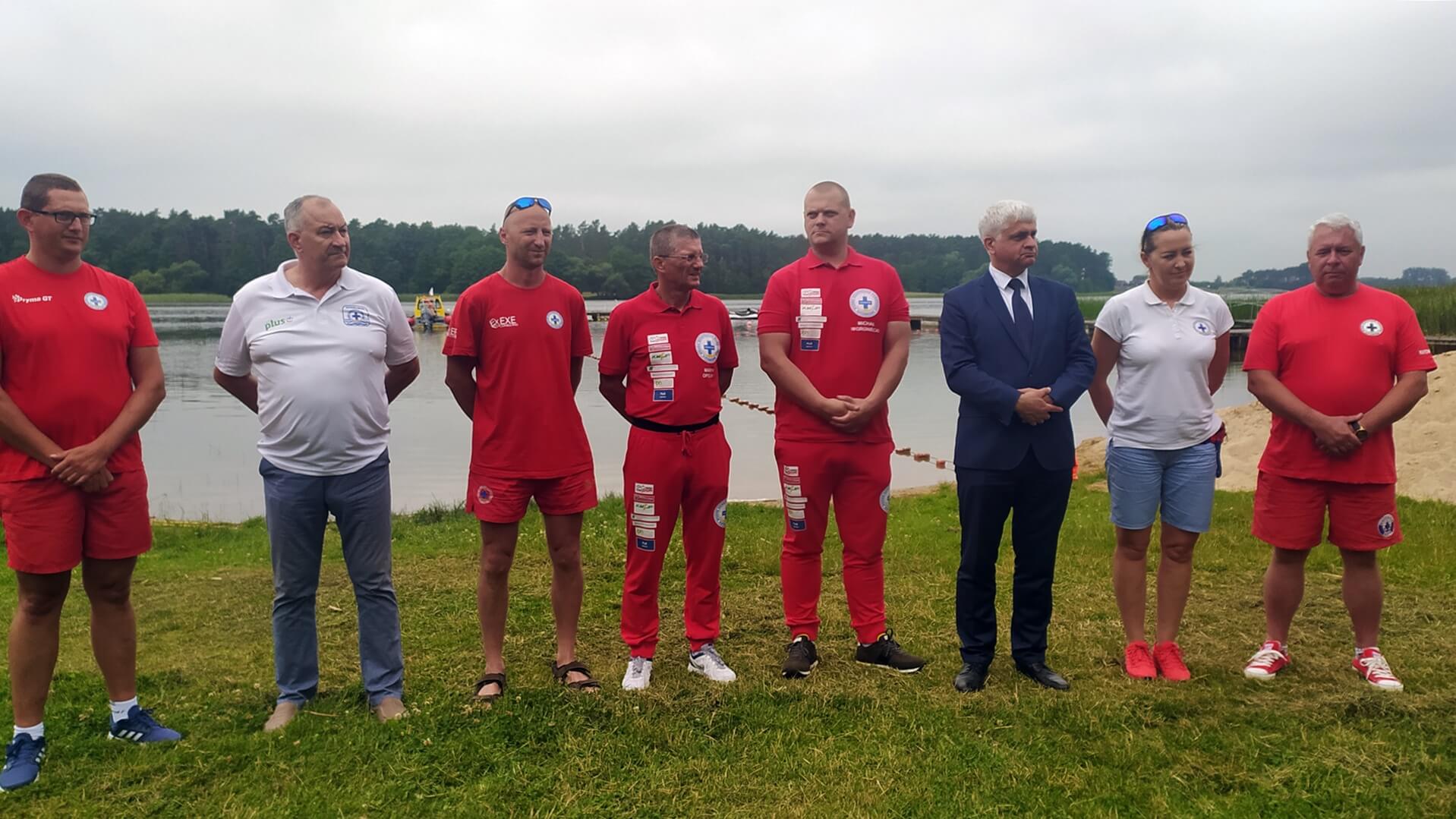 Dzień Ratownika Wodnego - wojewoda podlaski spotkał się z przedstawicielami WOPR-ów