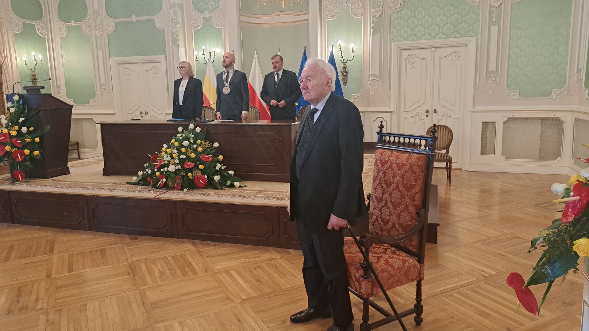 Znany w kraju i za granicą ginekolog profesor Marian Szamatowicz Honorowym Obywatelem Białegostoku