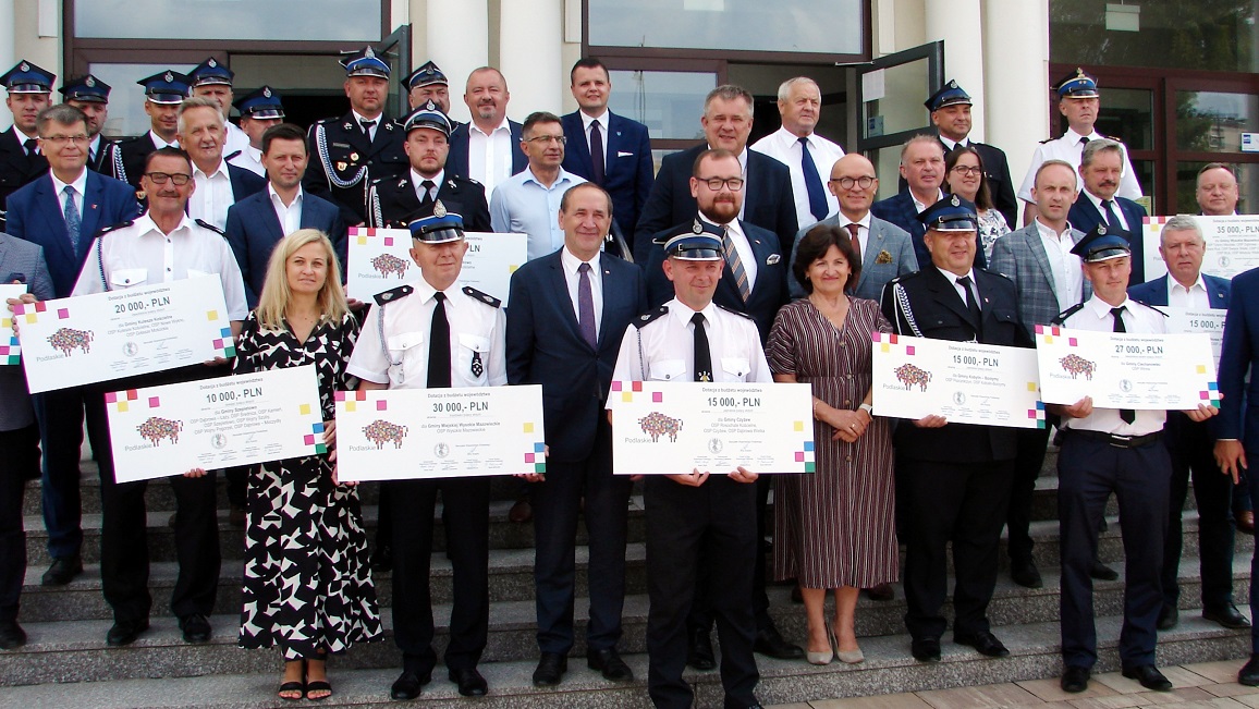 Rekordowa dotacja dla strażaków ochotników z powiatu wysokomazowieckiego