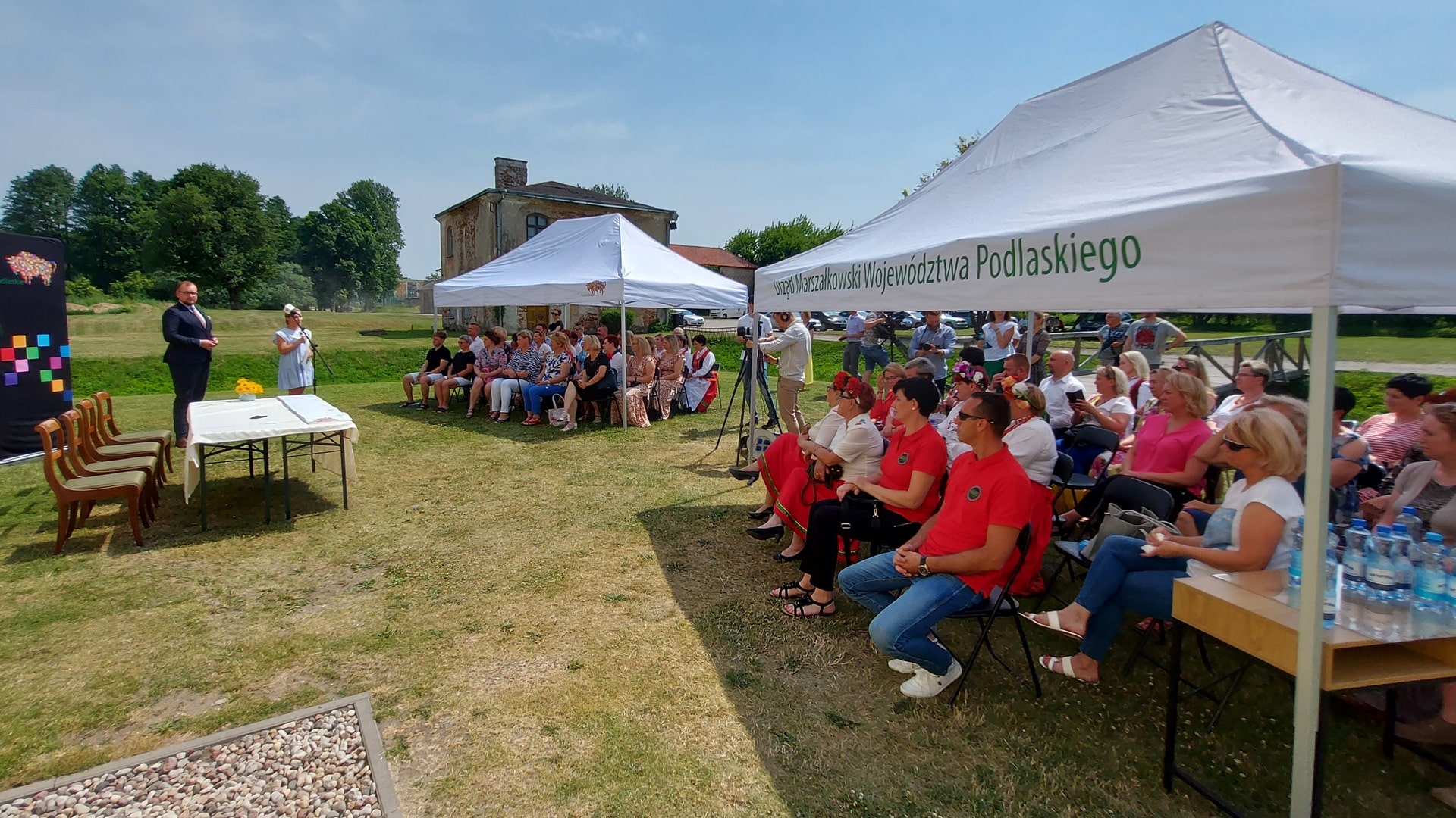 Podlaskie koła gospodyń wiejskich i stowarzyszenia dostały dofinansowanie z urzędu marszałkowskiego