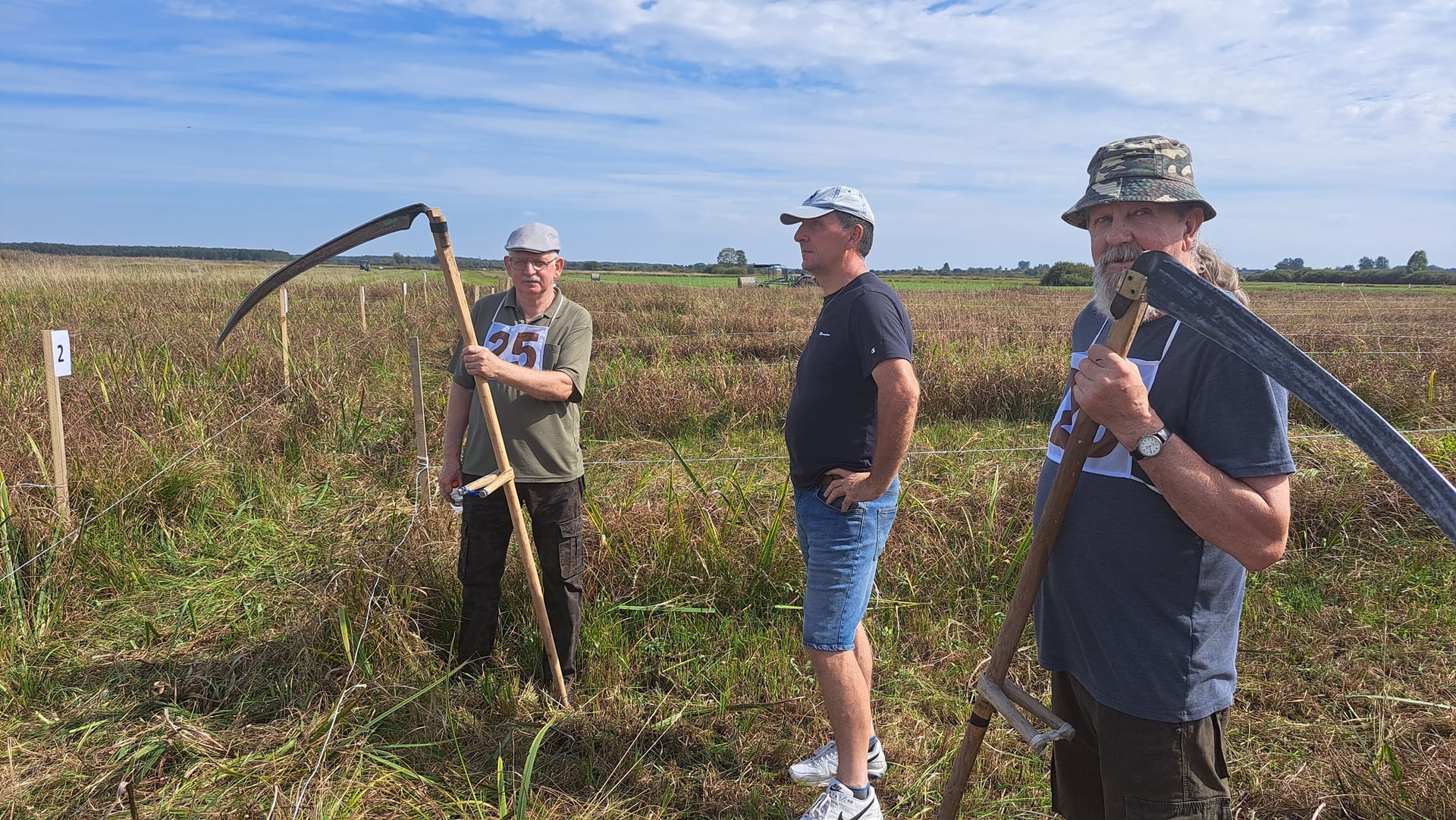 Powróciły zawody w koszeniu łąk "Biebrzańskie Sianokosy"