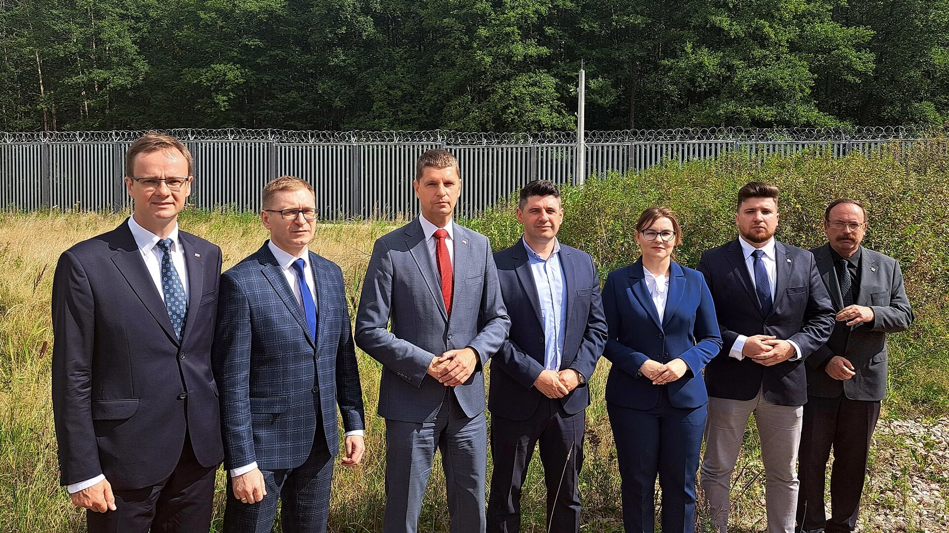 Zapora na polsko-białoruskiej granicy poprawiła bezpieczeństwo - podkreślają politycy PiS