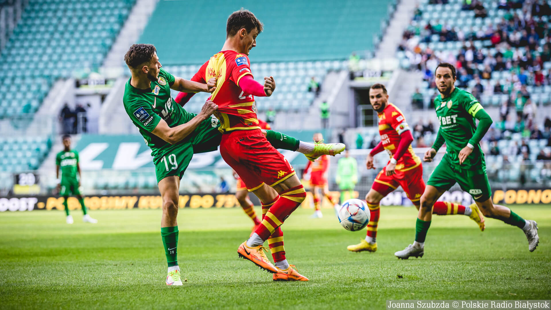 Jagiellonia Białystok kończyła mecz w dziesiątkę - remis ze Śląskiem Wrocław [zdjęcia, wideo]
