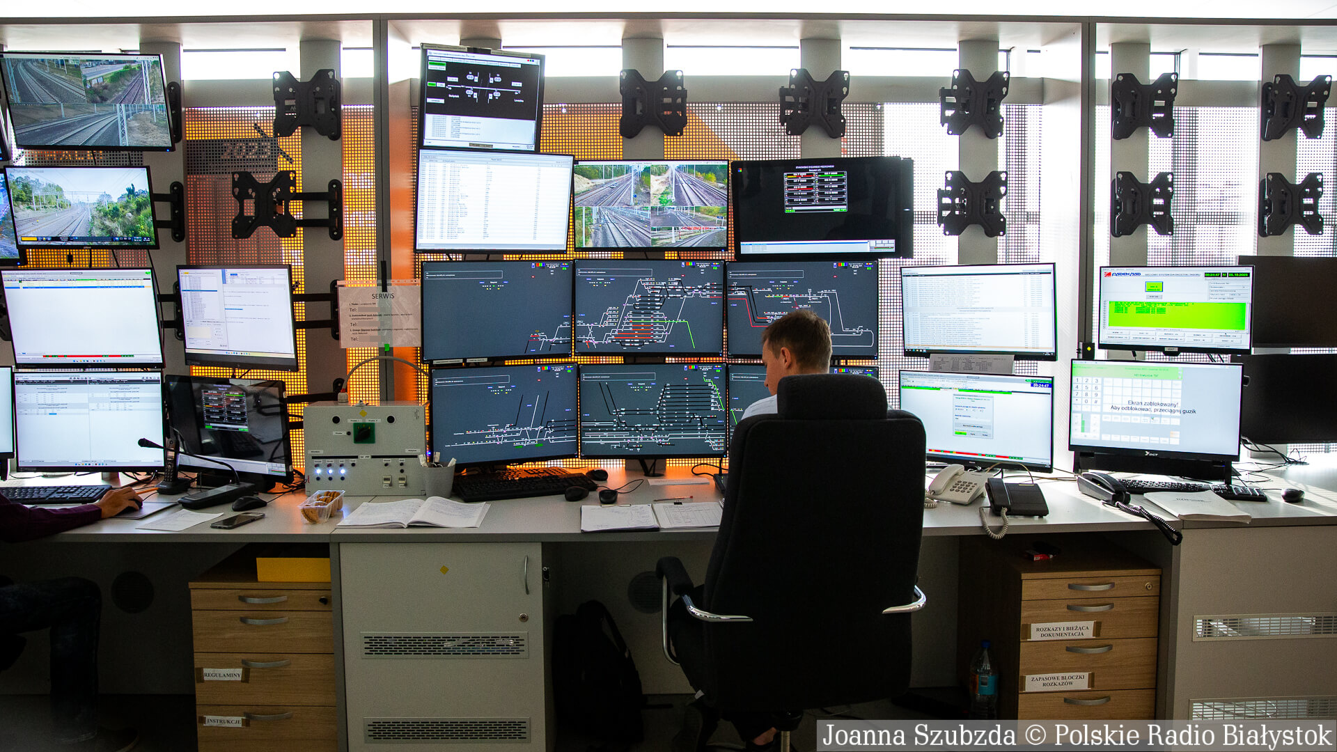 Nowoczesne centrum sterowania ruchem kolejowym już działa w Białymstoku [zdjęcia]