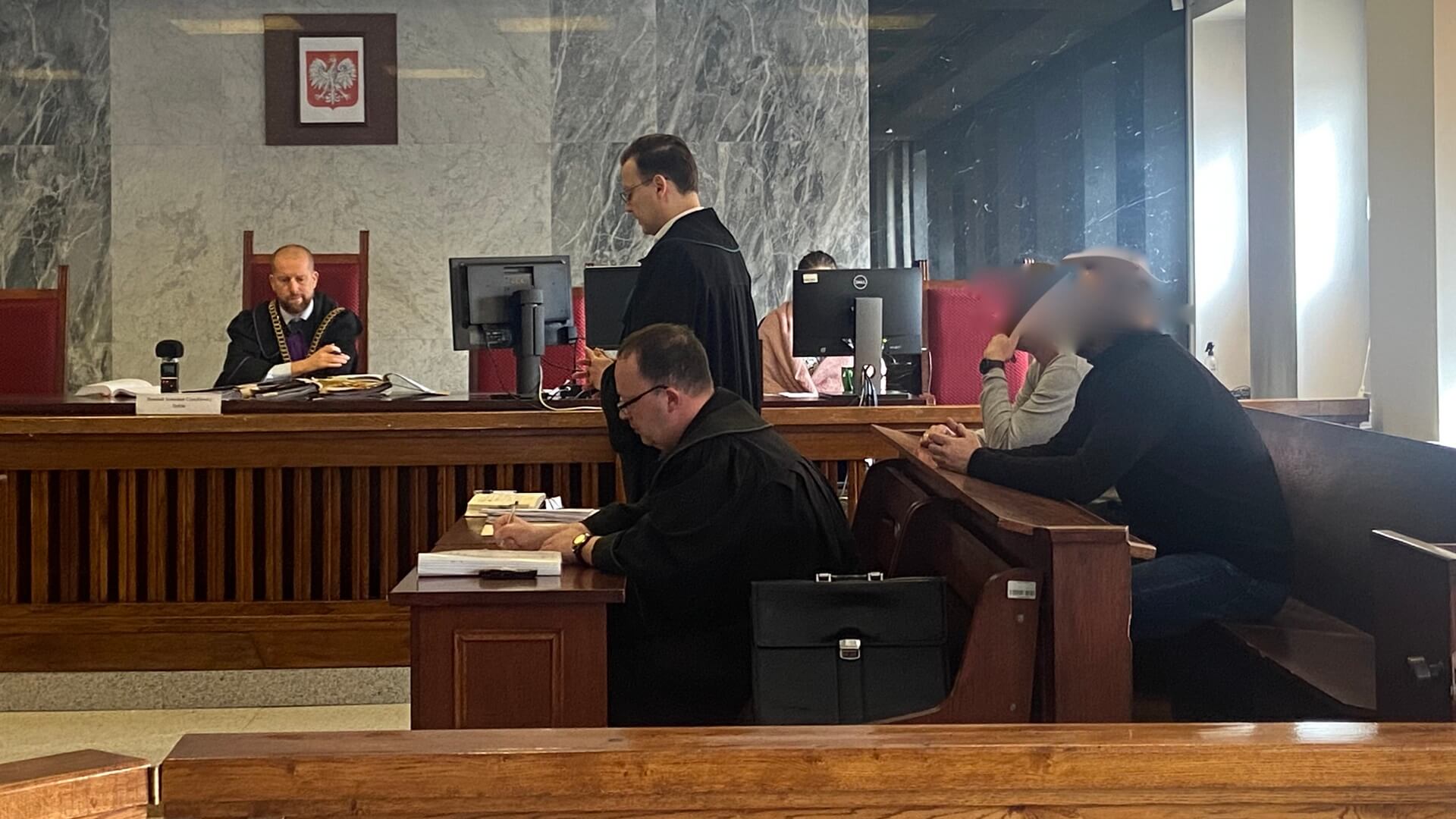 Ratownik i były kierownik suwalskiego aquaparku na ławie oskarżonych w związku z utonięciem 65-latka