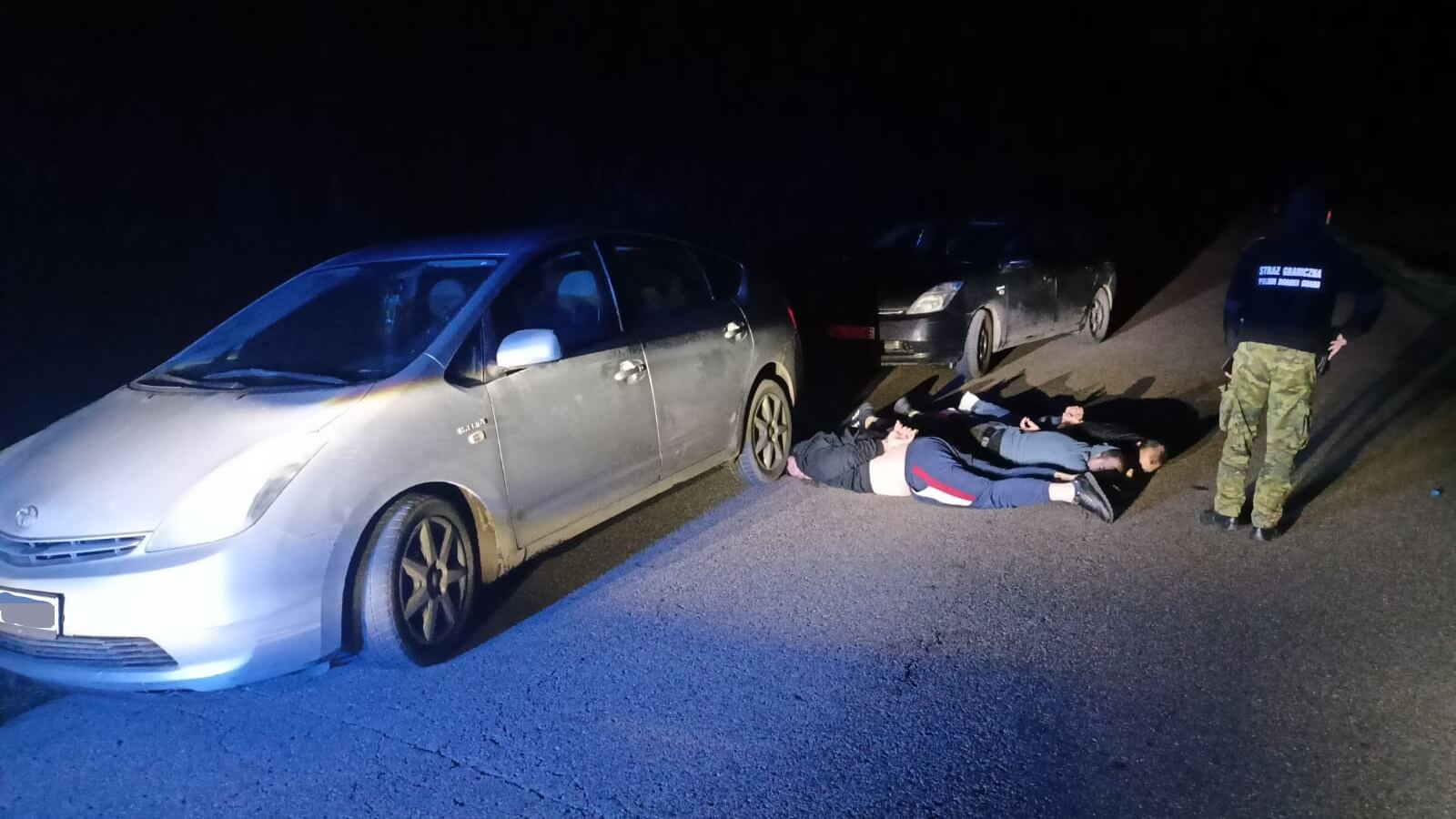 Pościg SG za tzw. kurierami - padły strzały ostrzegawcze