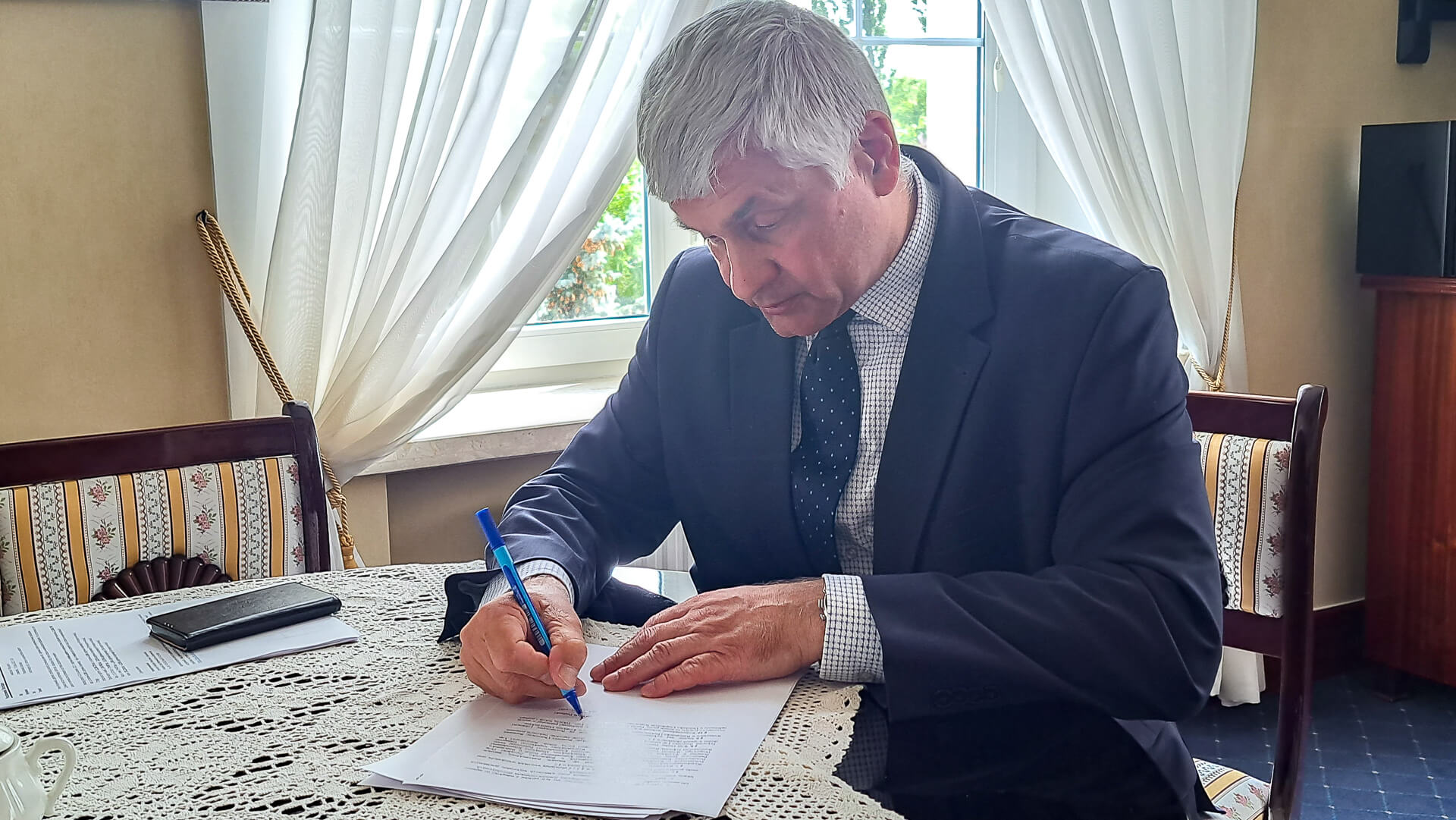 Wojewoda podlaski podpisał rozporządzenie ws. zwalczania rzekomego pomoru drobiu