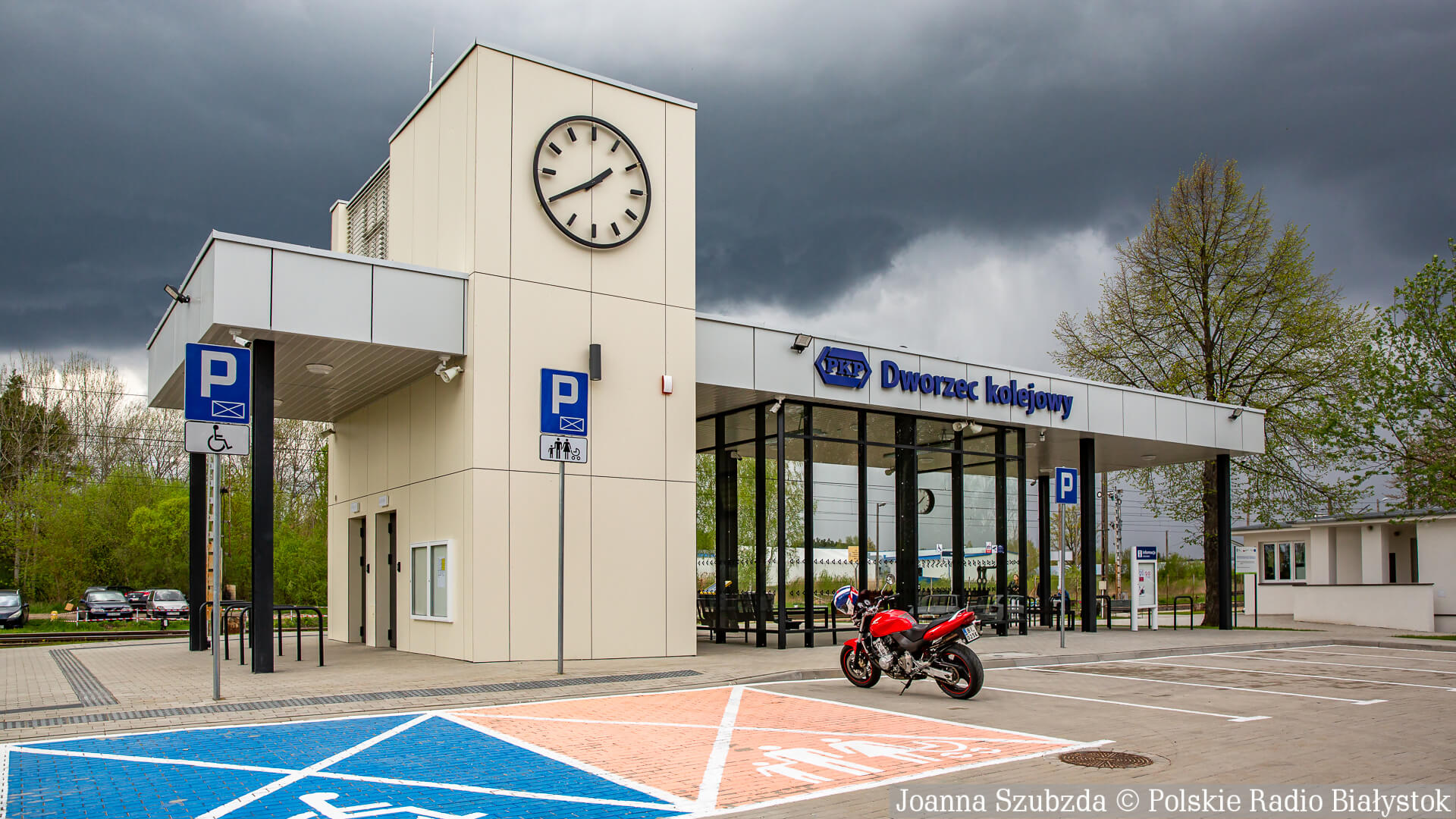 Nowy dworzec kolejowy w Wasilkowie już otwarty [zdjęcia, wideo]