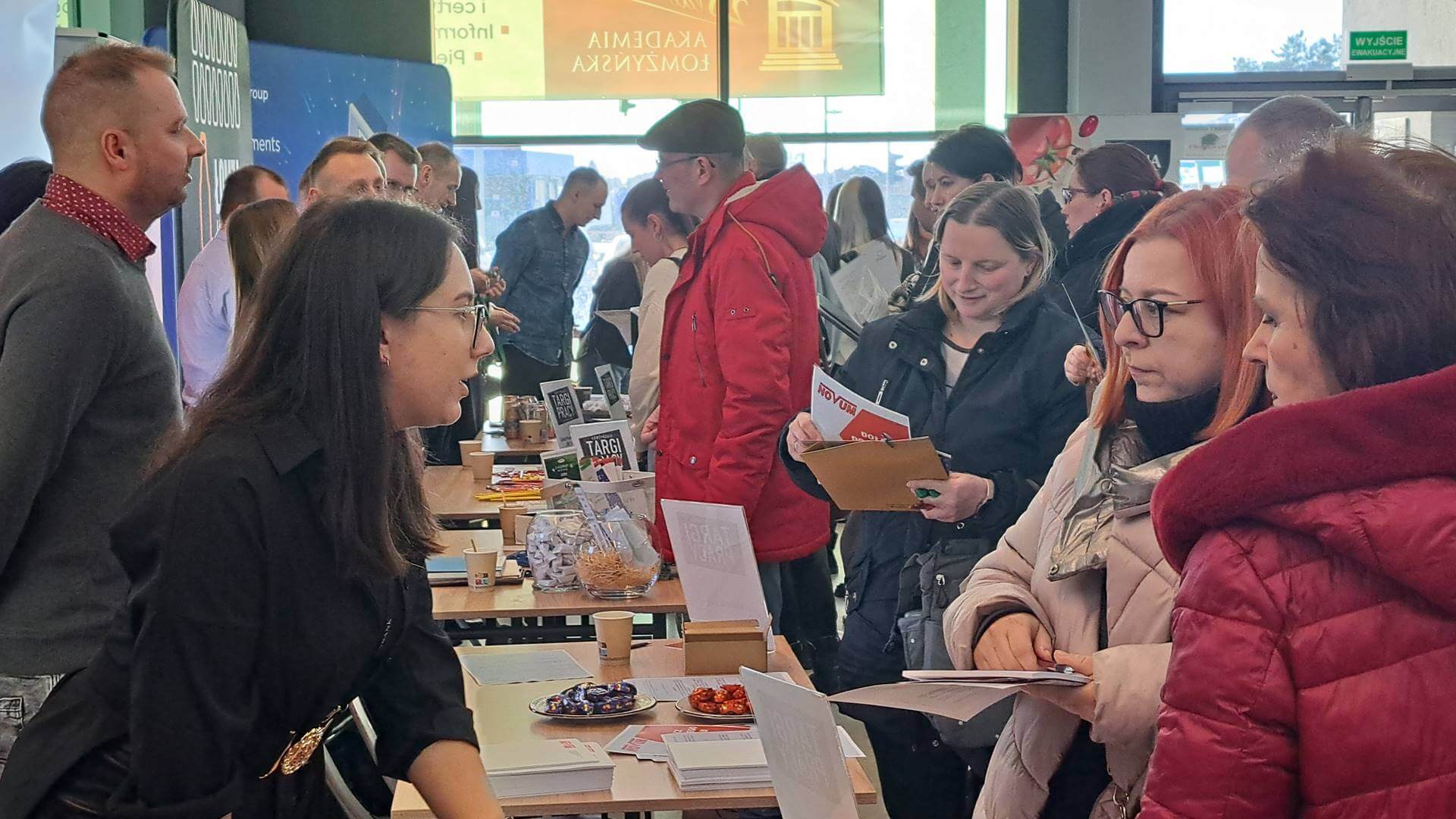 Oferty pracy na targach w Łomży