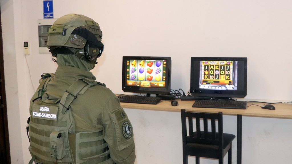 Zlikwidowany nielegalny salon gier hazardowych w Bielsku Podlaskim