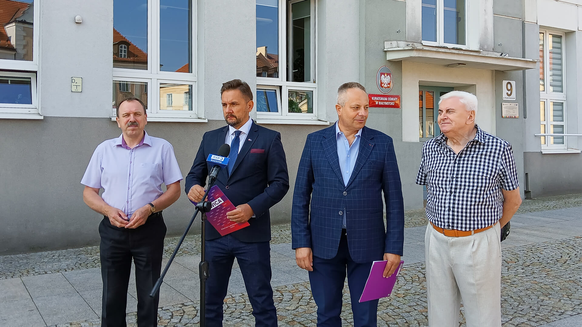 "Nauczyciele zarabiają zbyt mało". Lewica chce podwyżek w szkolnictwie