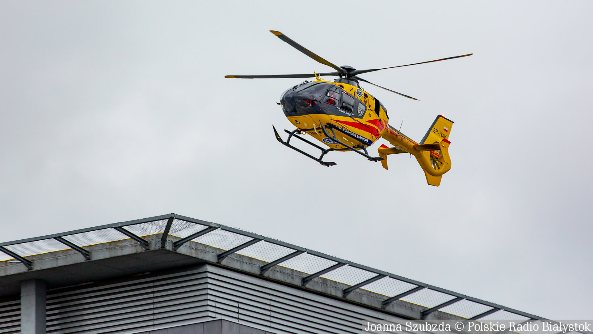 Wypadek w okolicach Bobrownik. Trzech żołnierzy trafiło do szpitala