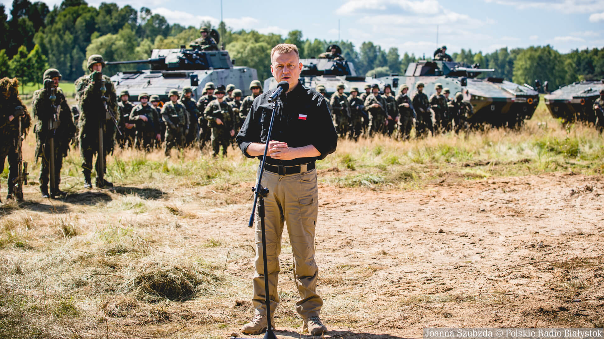 Szef MON: Podjąłem decyzję o stworzeniu wojskowego zgrupowania zadaniowego nieopodal granicy z Białorusią [zdjęcia]