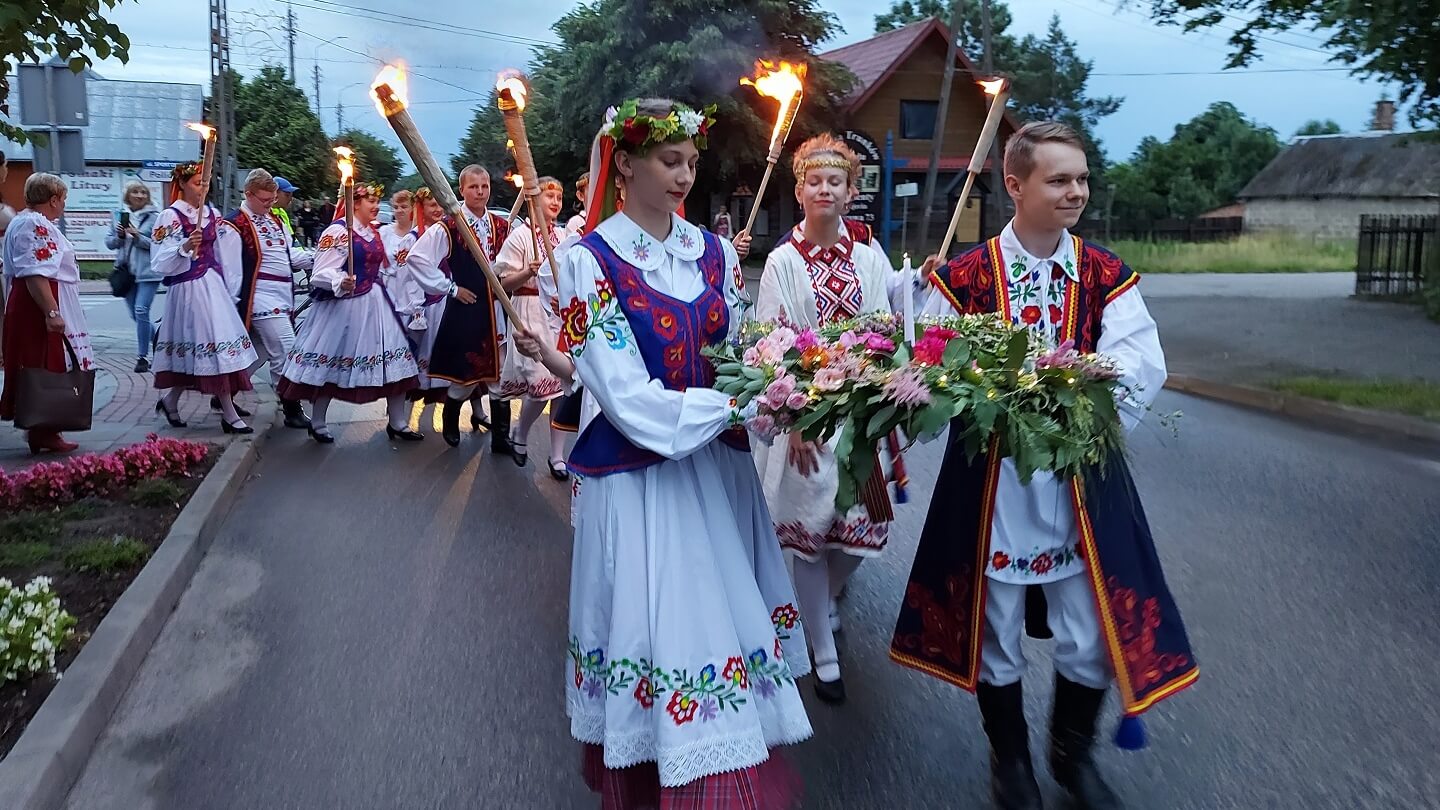 Magiczna Noc Kupały w Białowieży - tradycja, muzyka i ogień