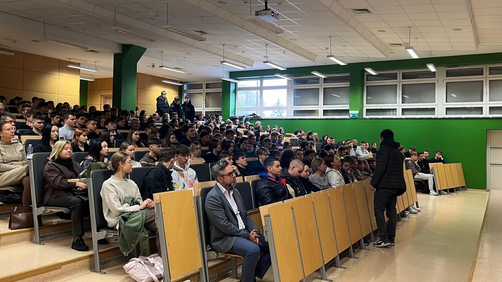 Politechnika Białostocka pomaga przygotować się do matury